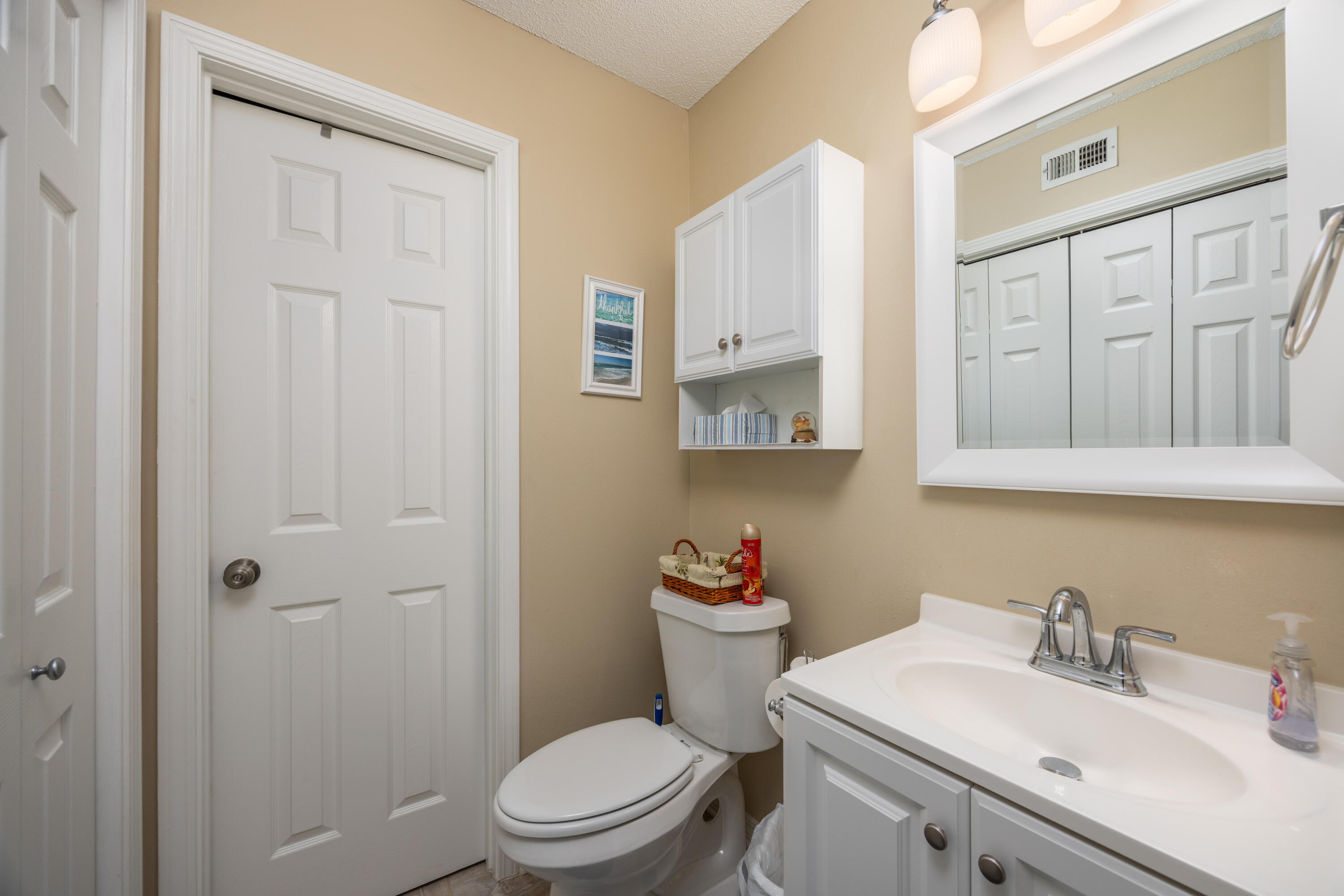 MARAVILLA CONDO 2 - Residential