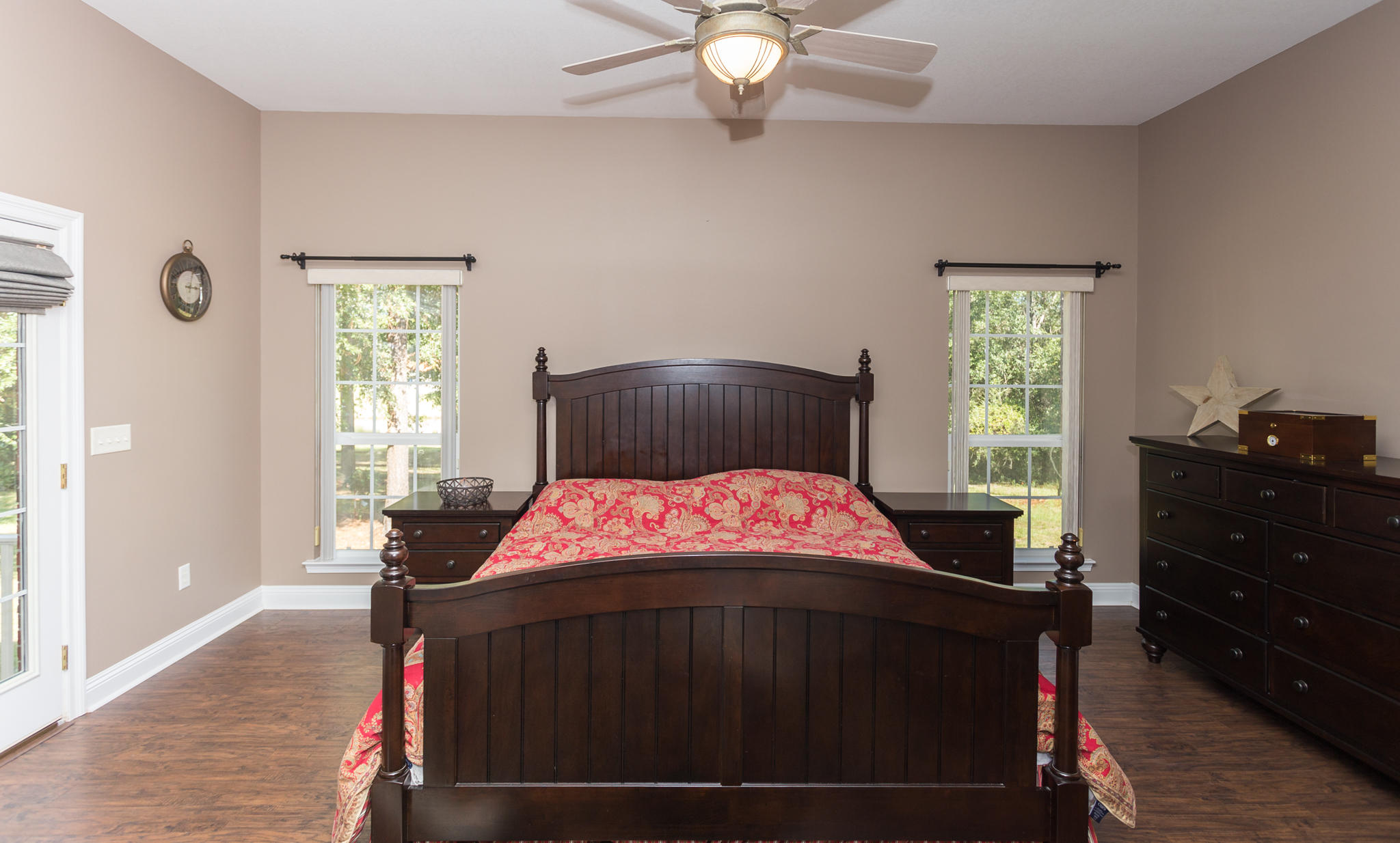 KENNEDY LAKE (UNRECORDED) - Residential