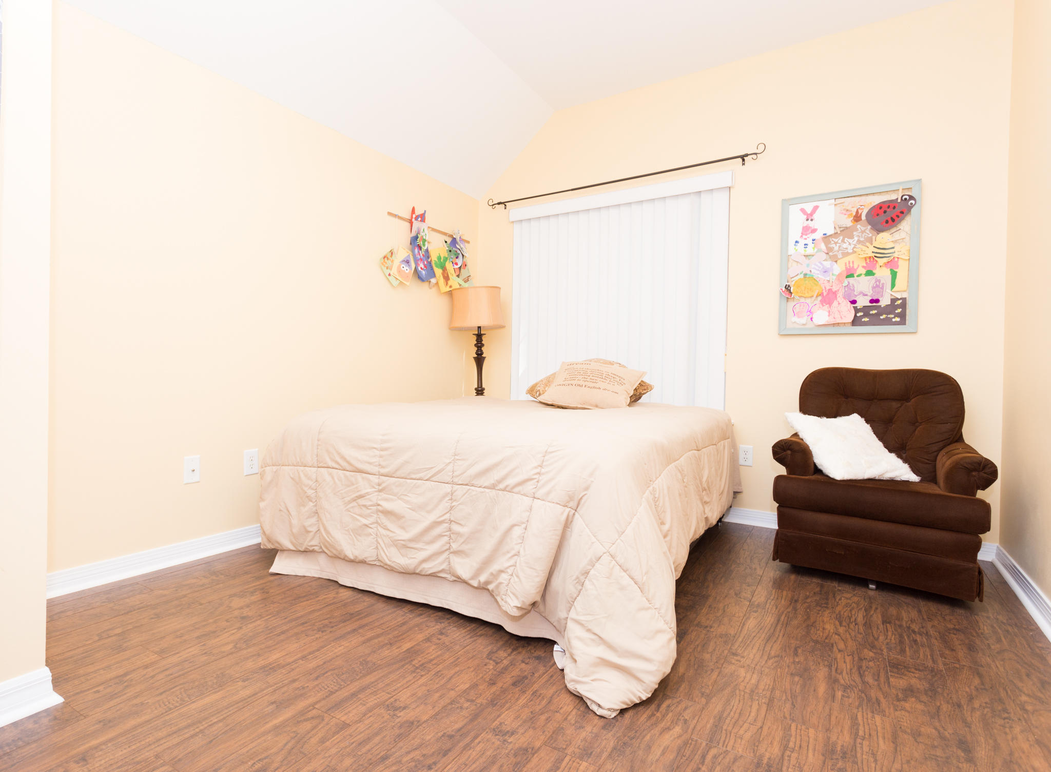 KENNEDY LAKE (UNRECORDED) - Residential