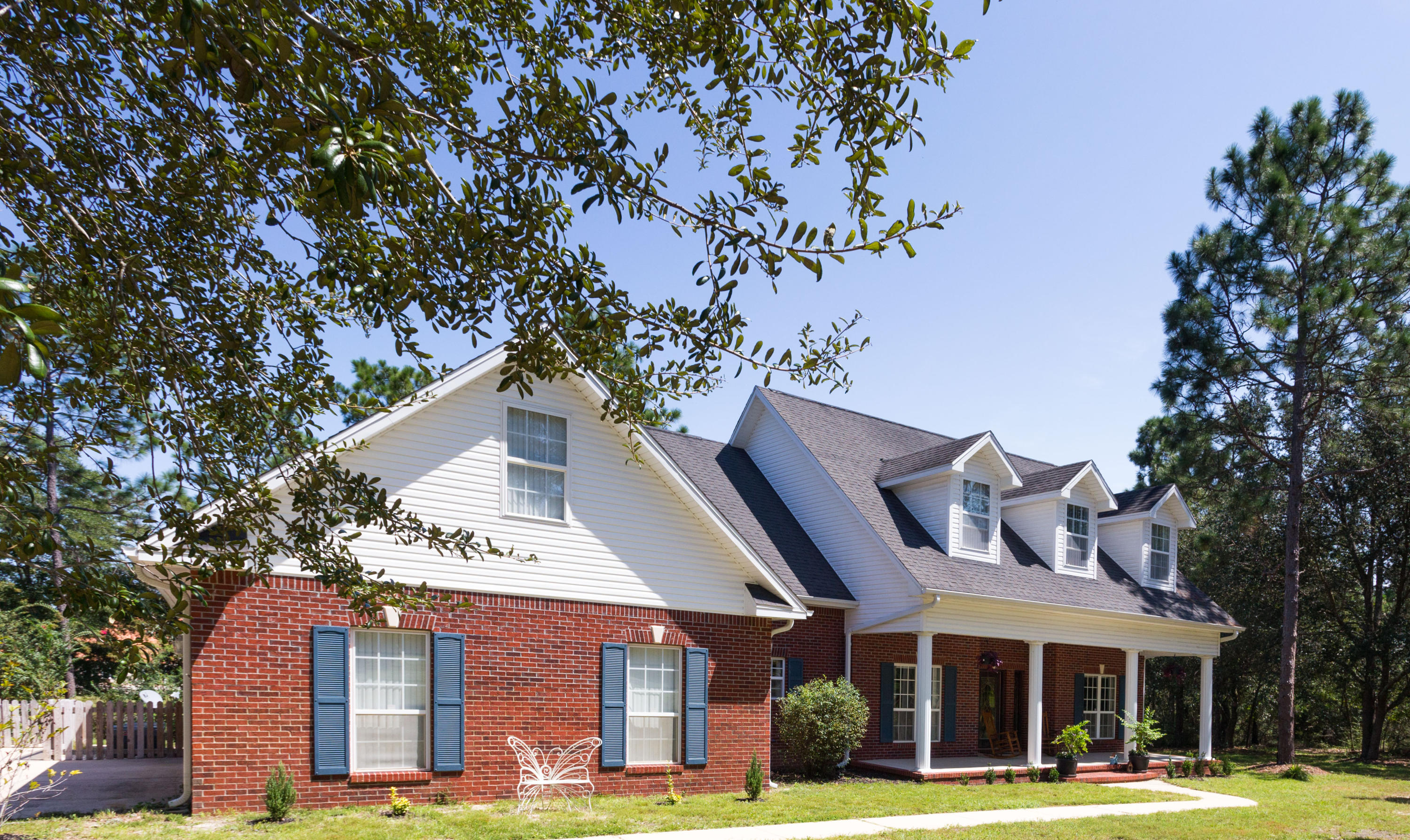 KENNEDY LAKE (UNRECORDED) - Residential