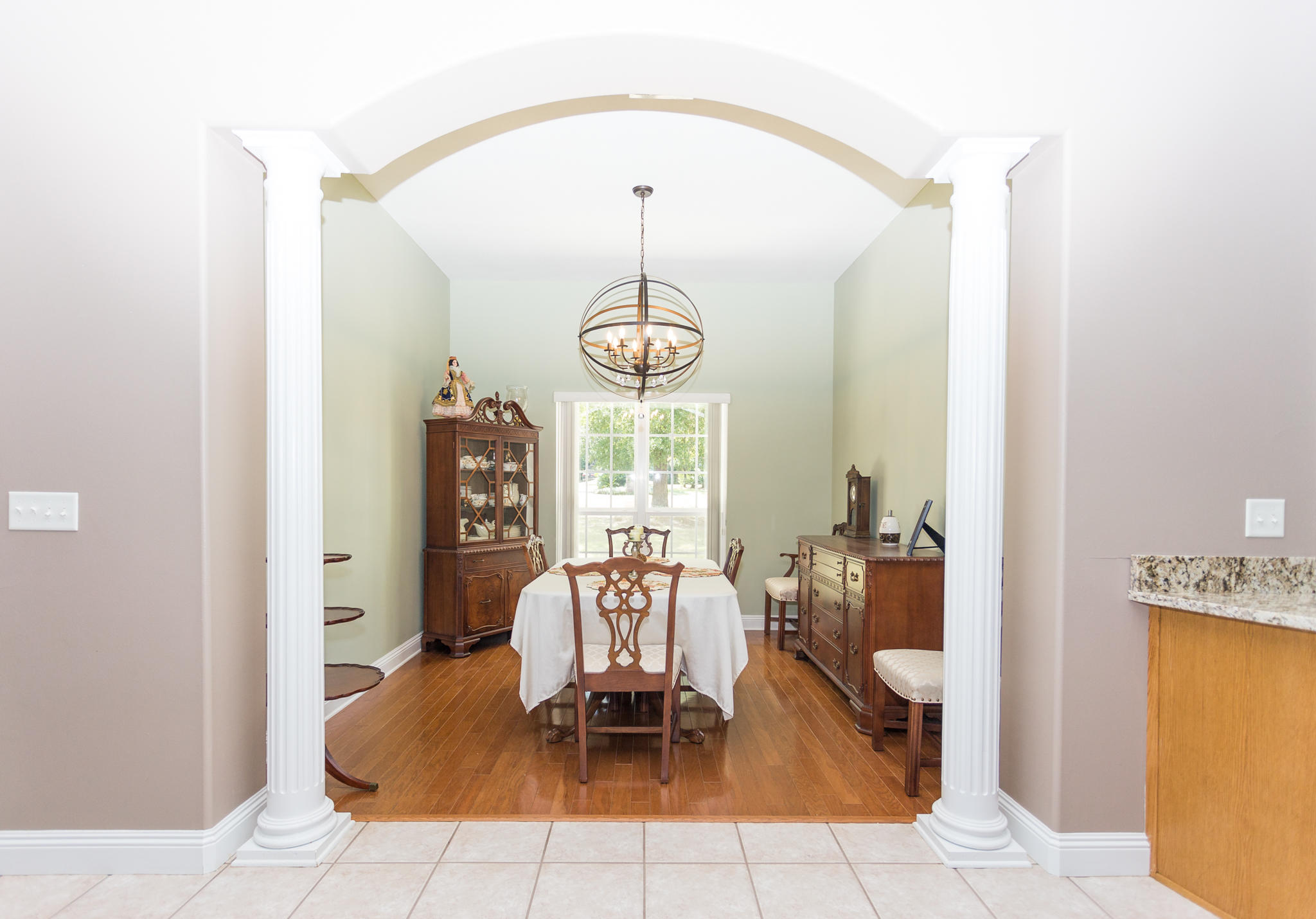 KENNEDY LAKE (UNRECORDED) - Residential