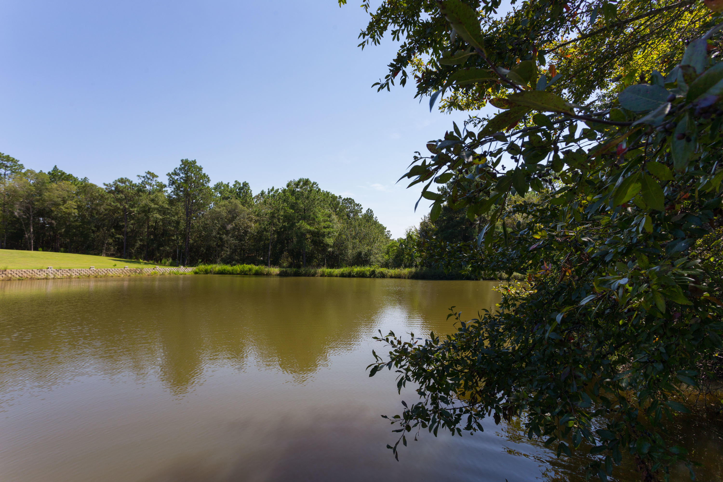 KENNEDY LAKE (UNRECORDED) - Residential