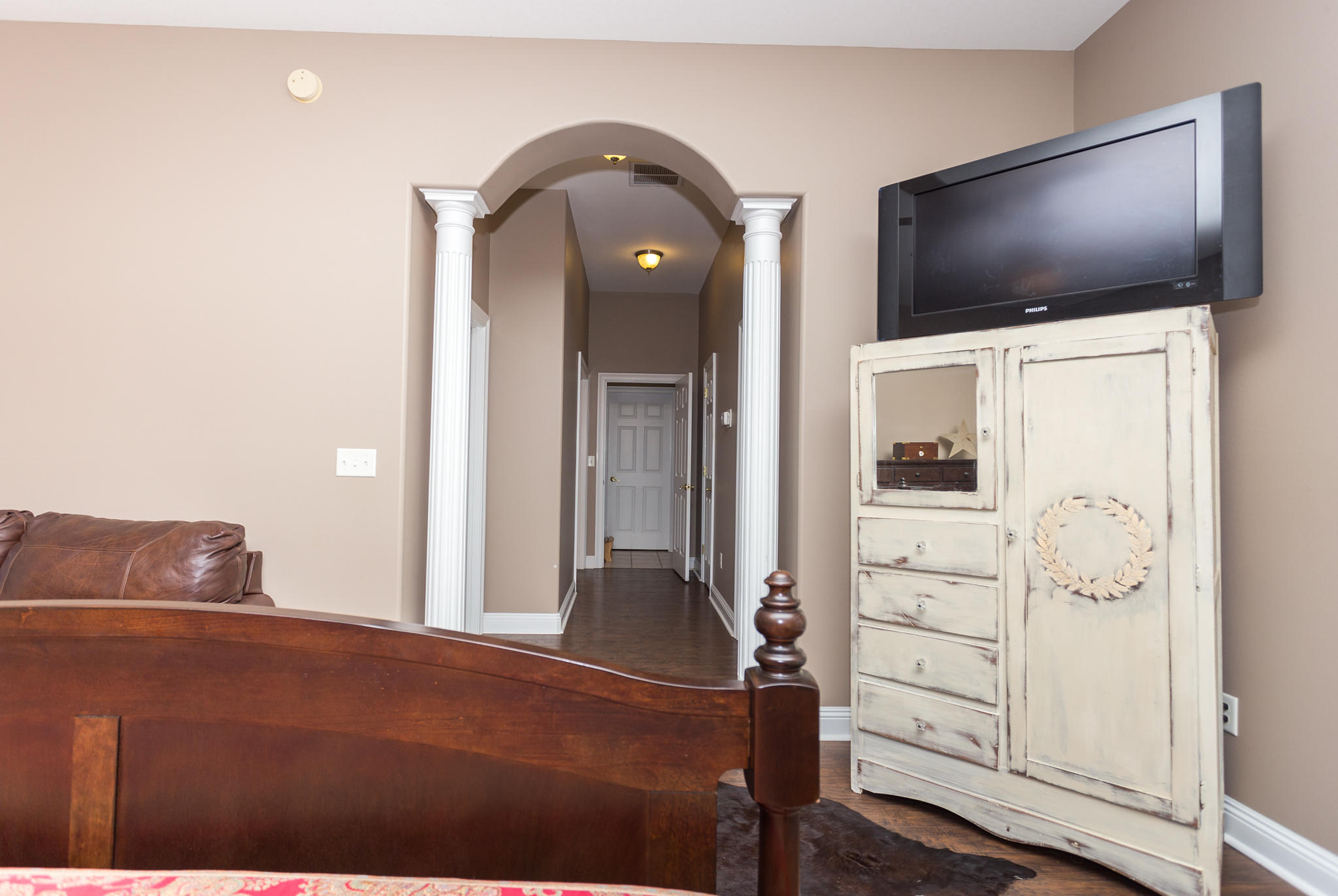 KENNEDY LAKE (UNRECORDED) - Residential