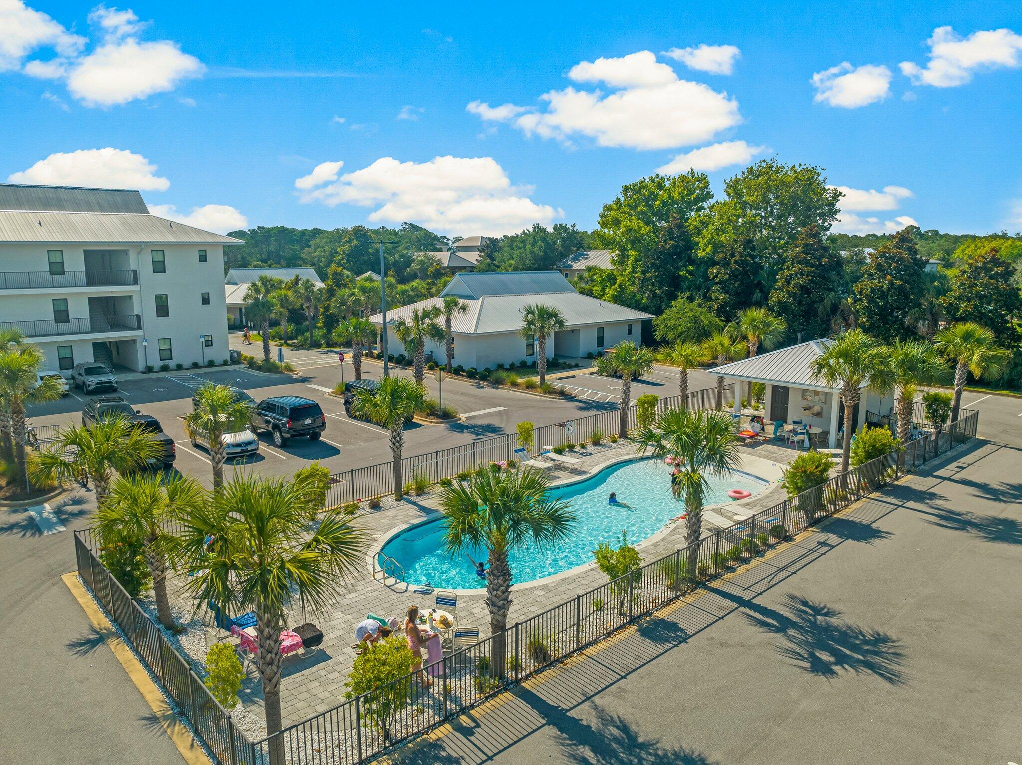 Hidden Lake Condominiums - Residential