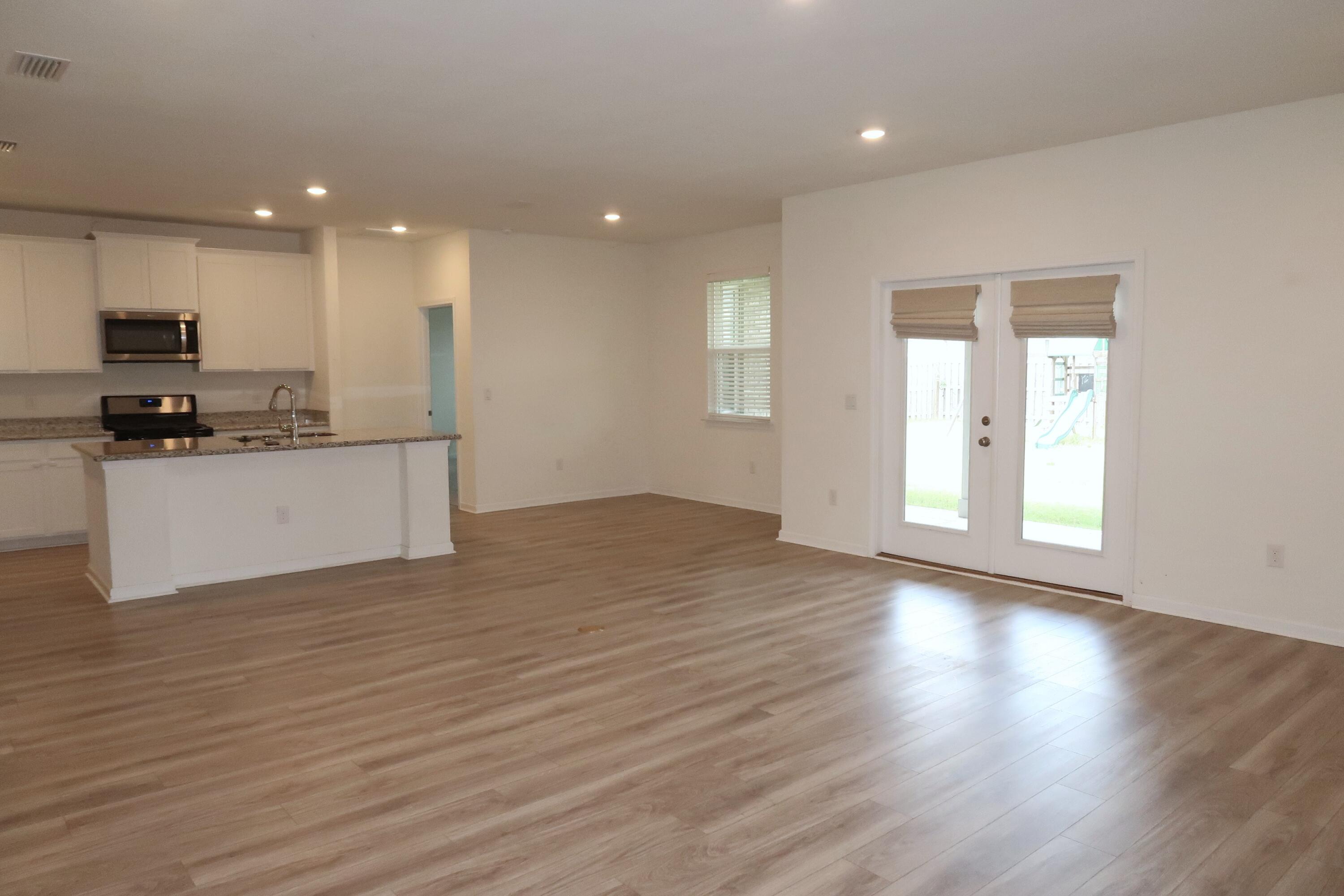 106 E Sky Way