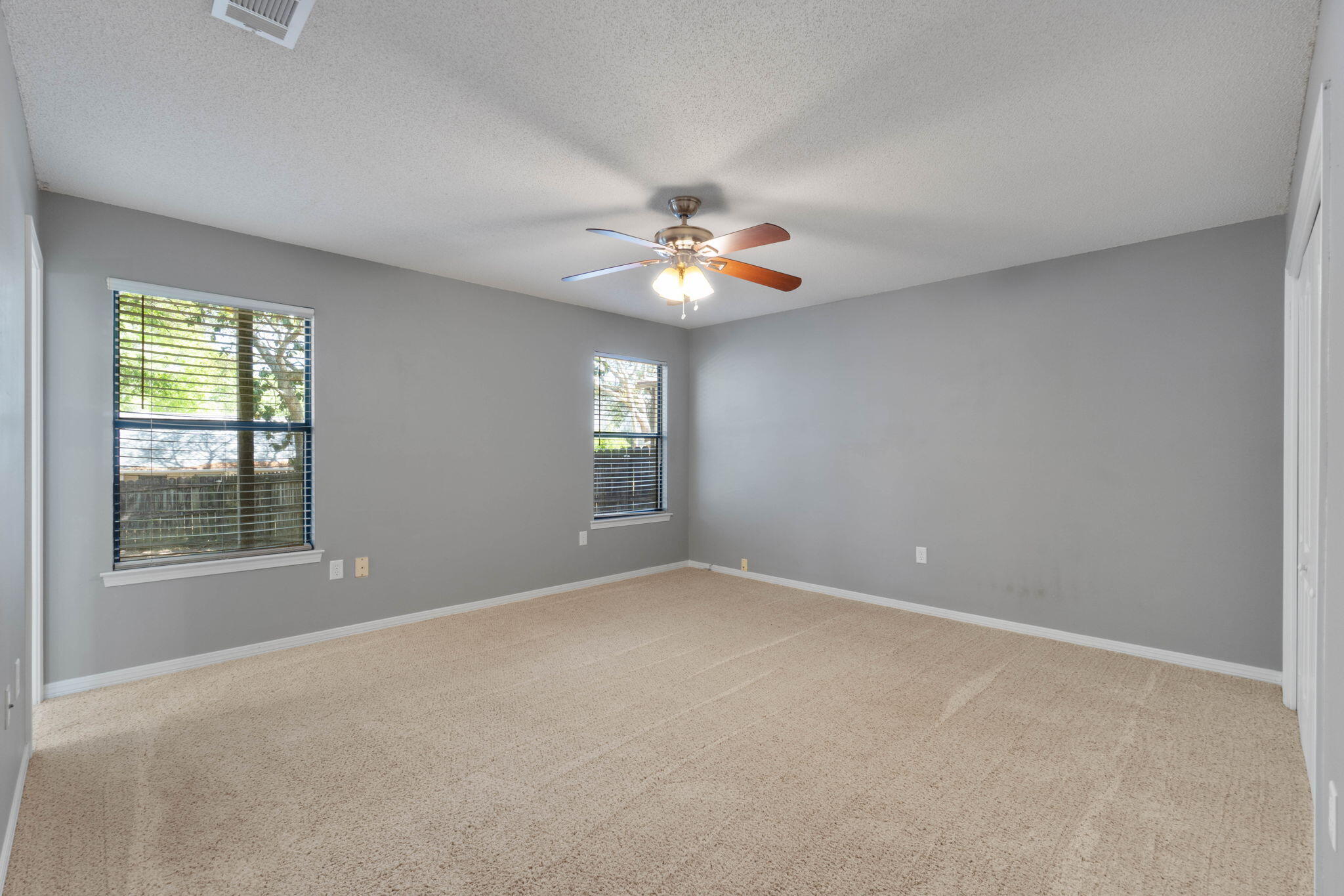 CREEKSIDE 4 - Residential