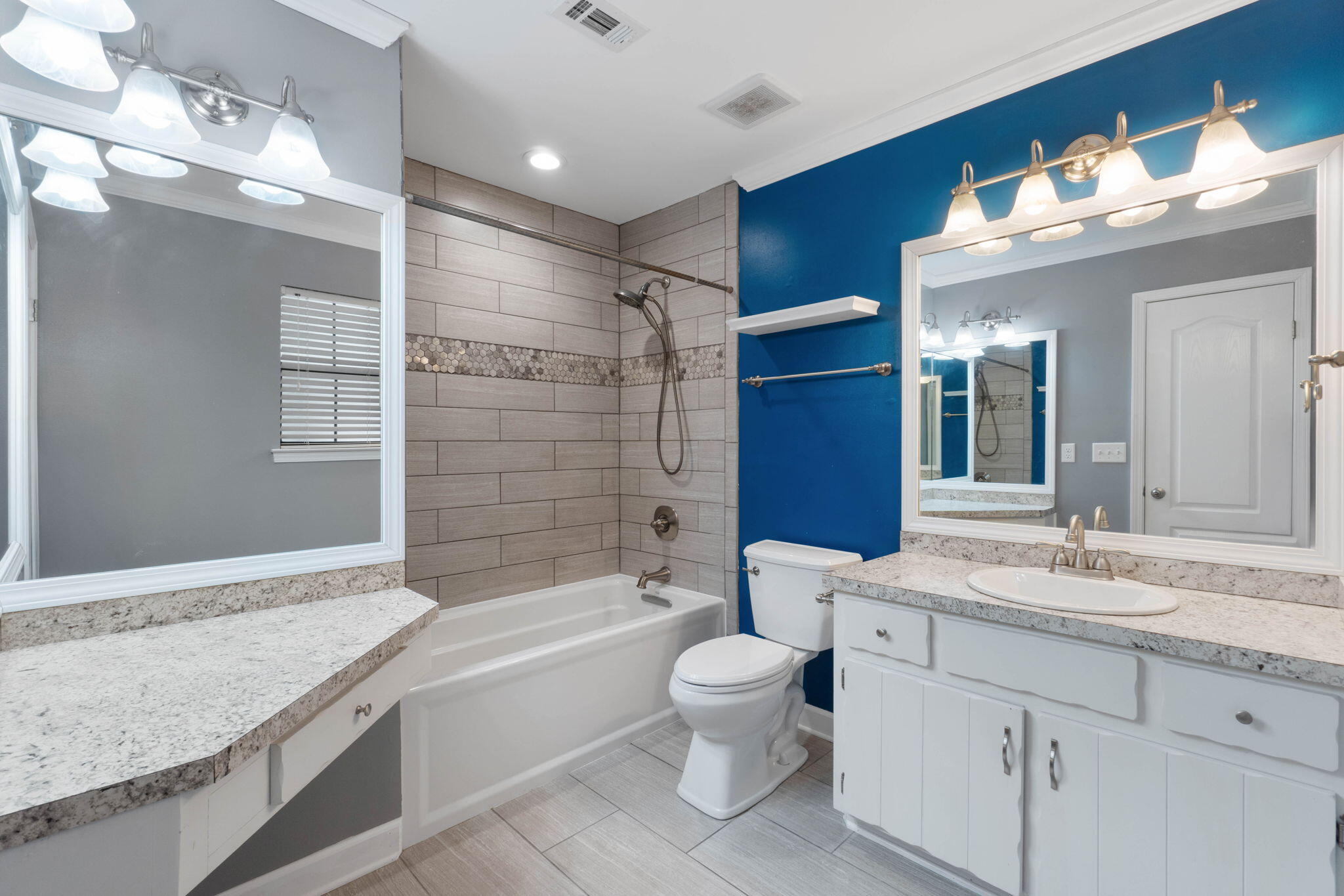 CREEKSIDE 4 - Residential