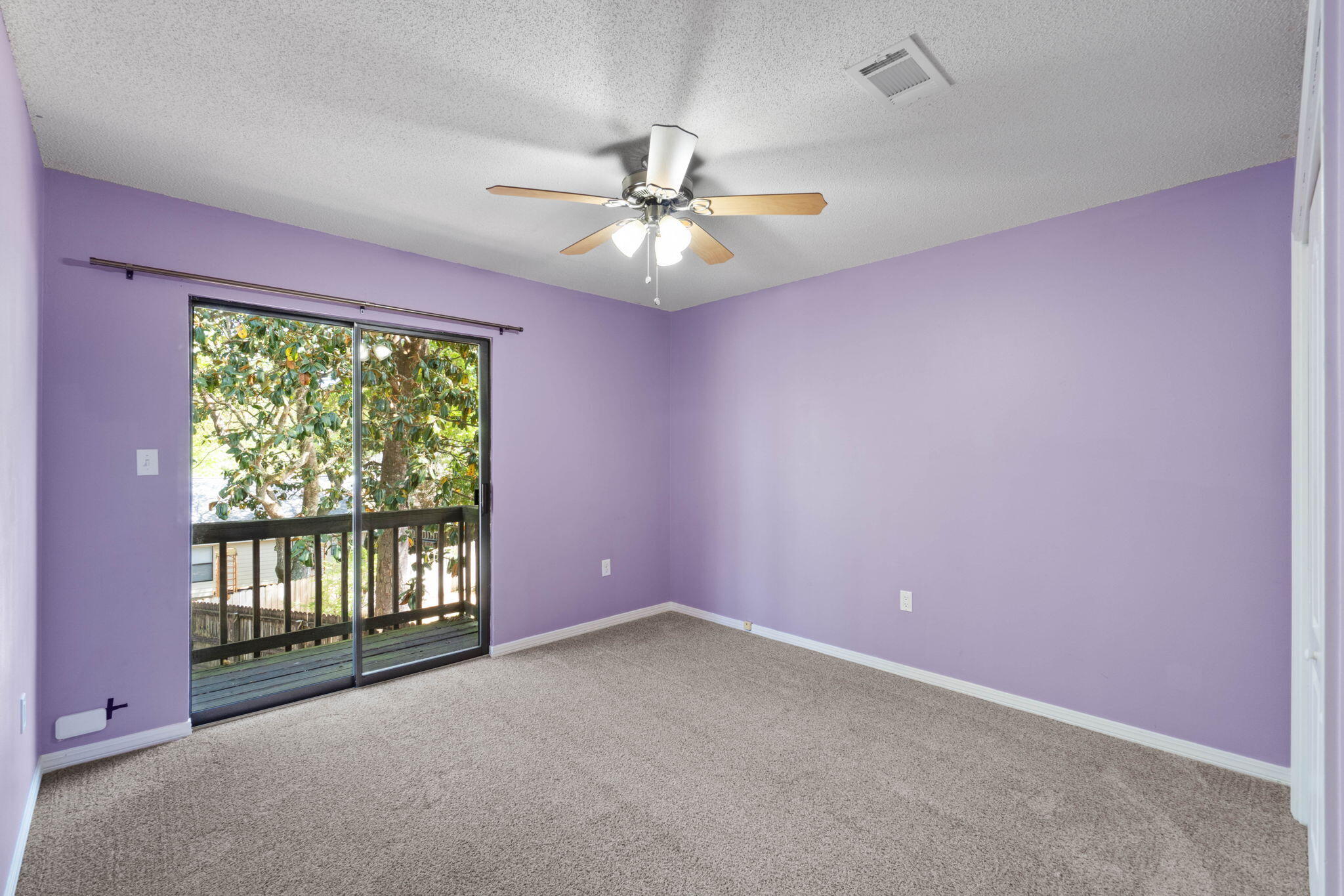 CREEKSIDE 4 - Residential