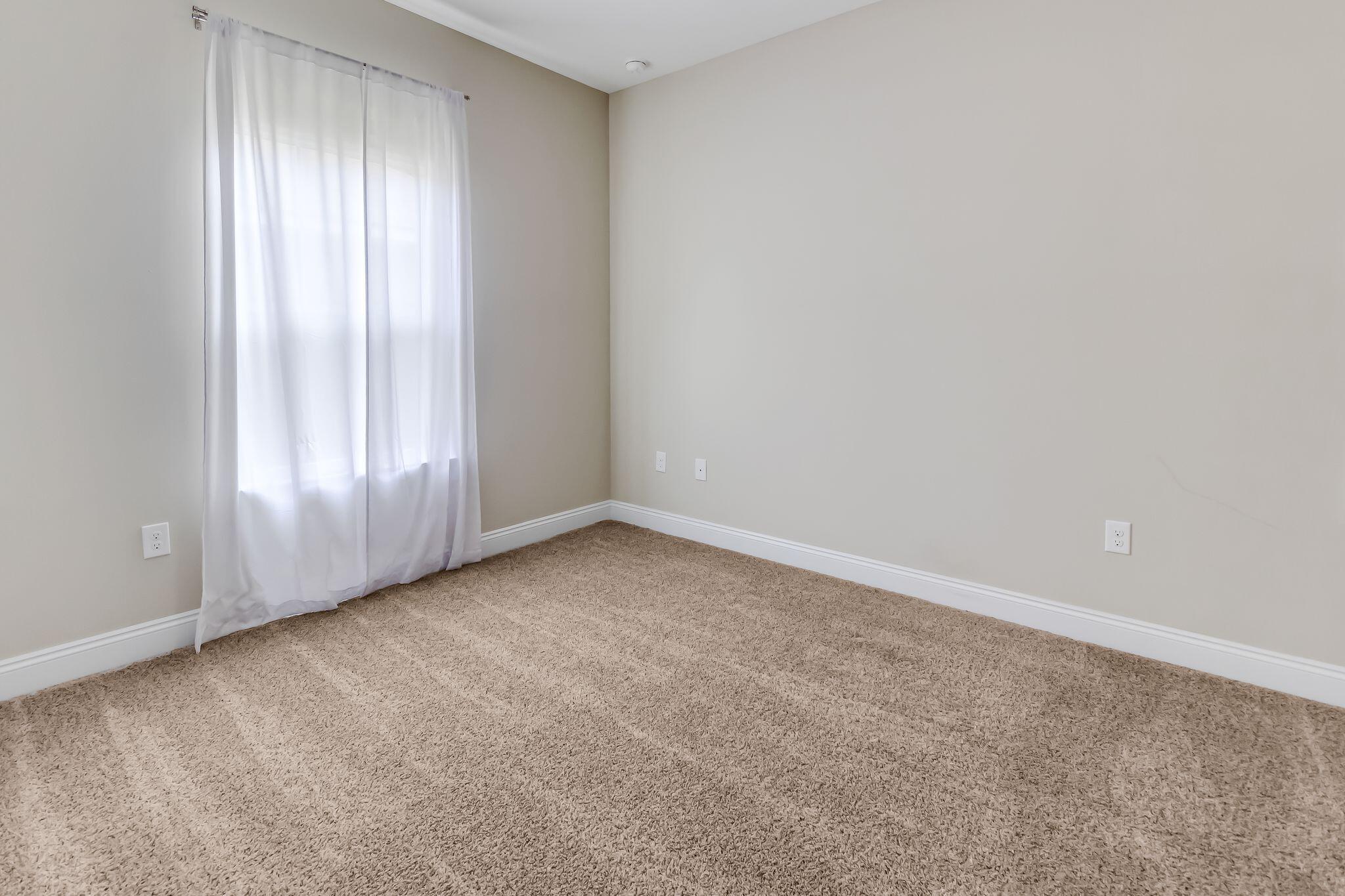 CRESCENT SHORES - Residential Lease