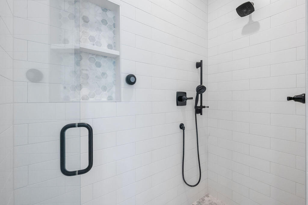 RAIDERS LANDING PH 1 - Residential