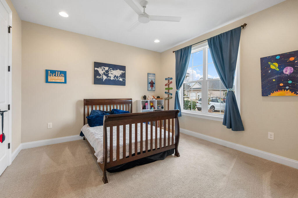 RAIDERS LANDING PH 1 - Residential