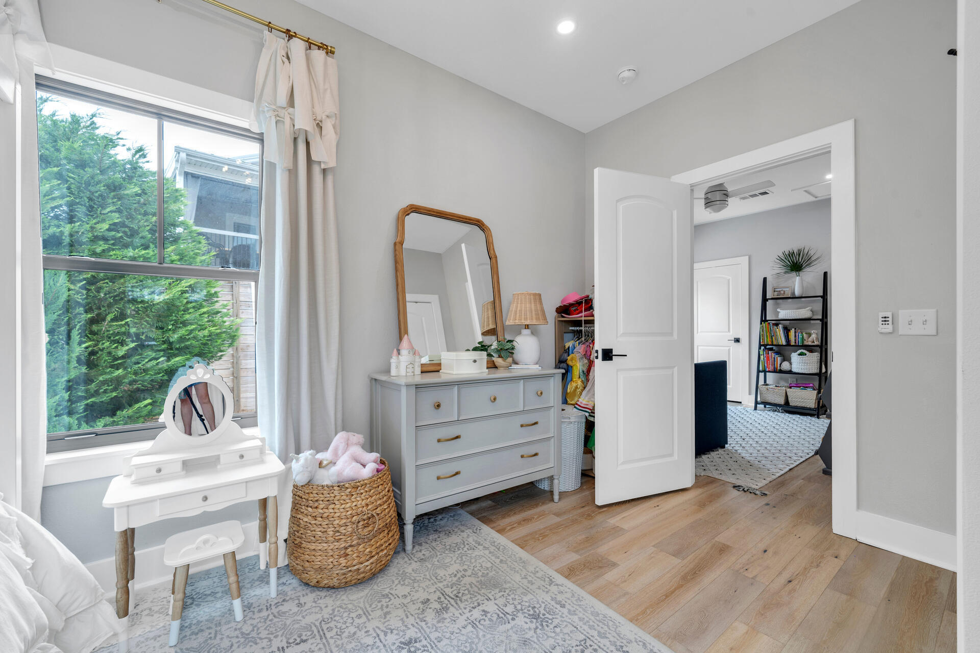 GULFVIEW HEIGHTS - Residential Lease