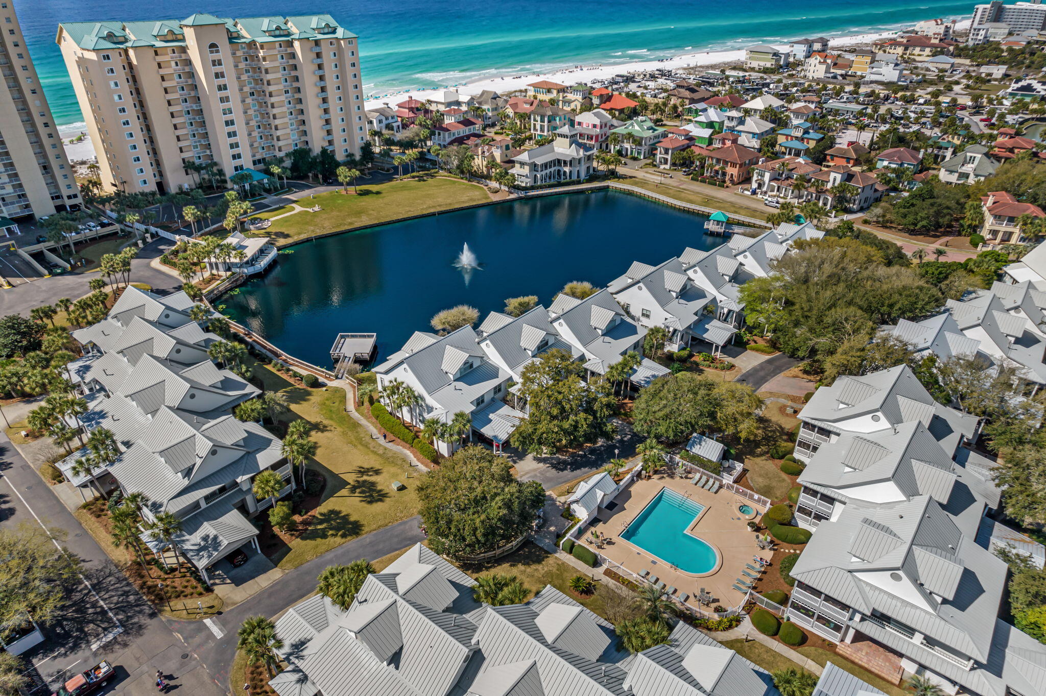HIDDEN DUNES BEACH COTTAGES 1 - Residential