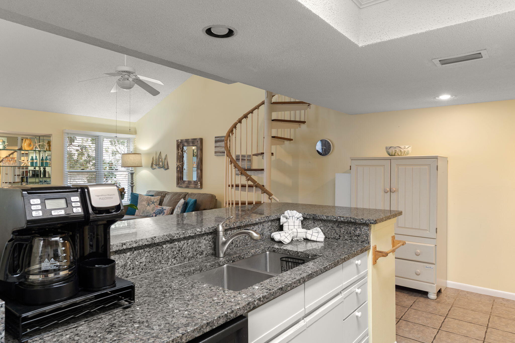 HIDDEN DUNES BEACH COTTAGES 1 - Residential