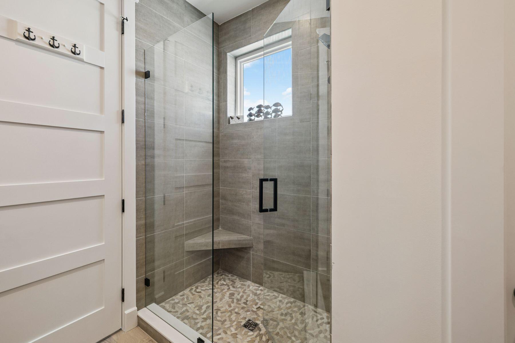 VILLAGE OF WHITE CLIFFS THE - Residential