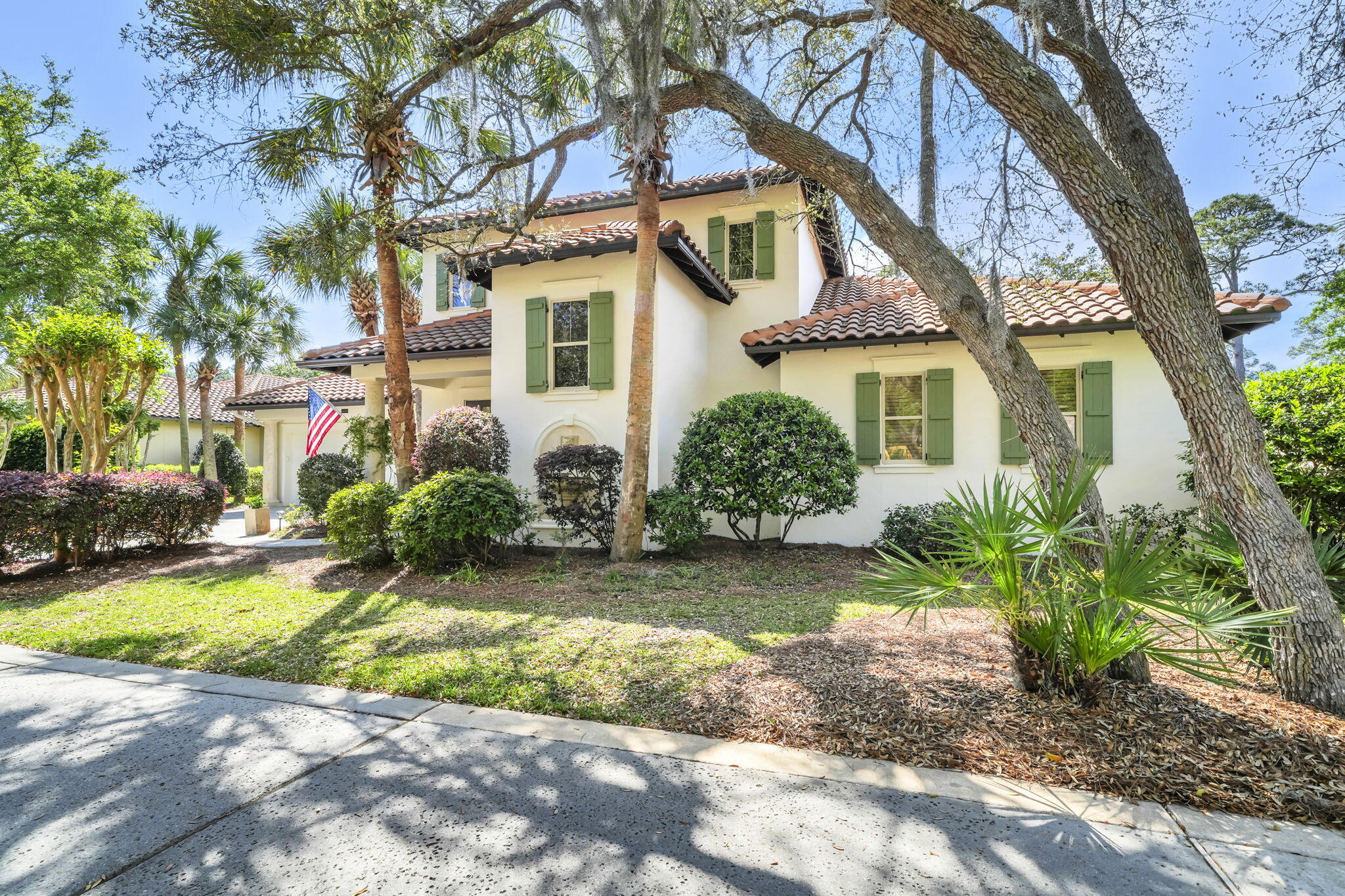 VINEYARD AT RAVEN OAKS - Residential