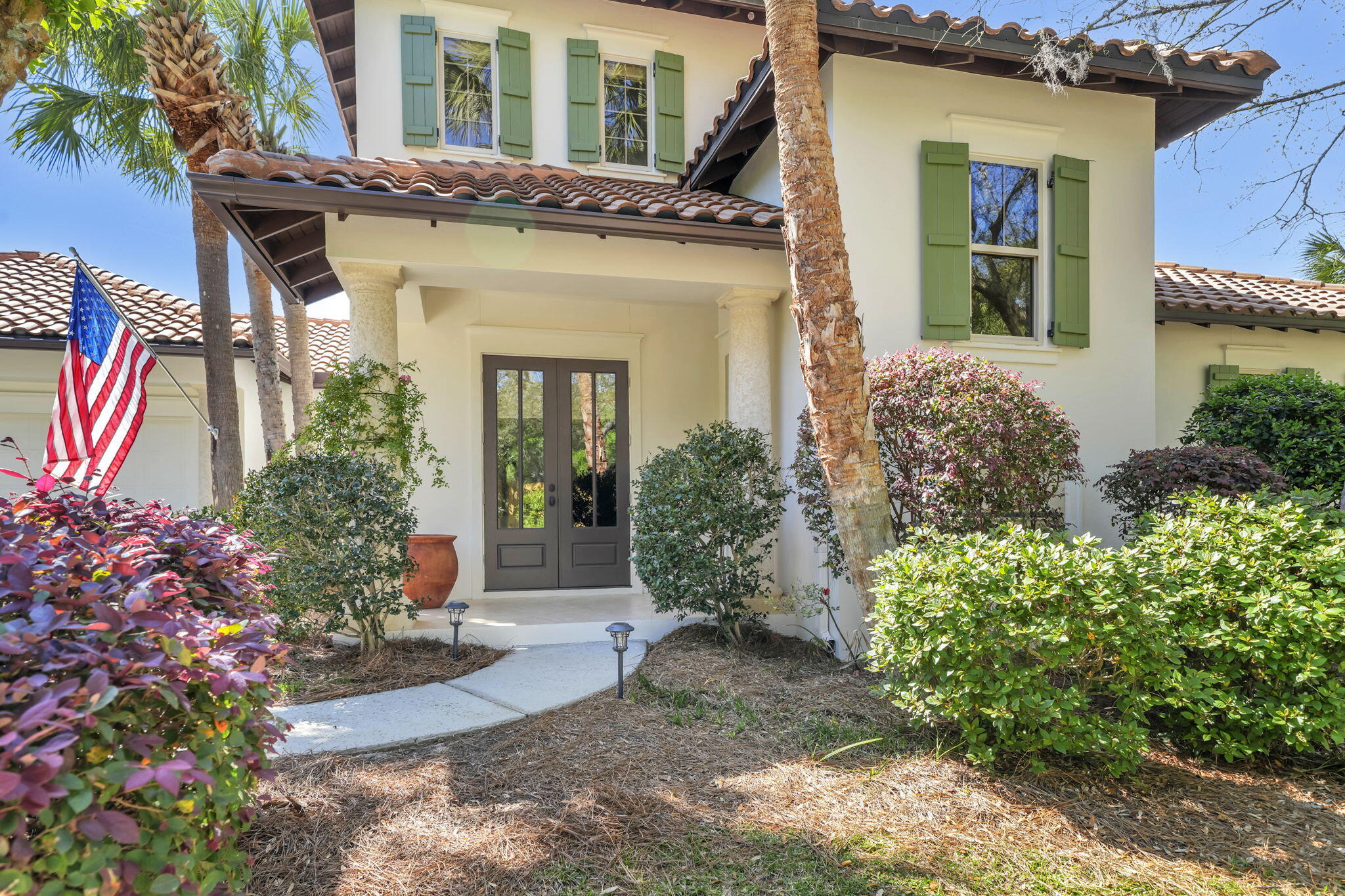VINEYARD AT RAVEN OAKS - Residential