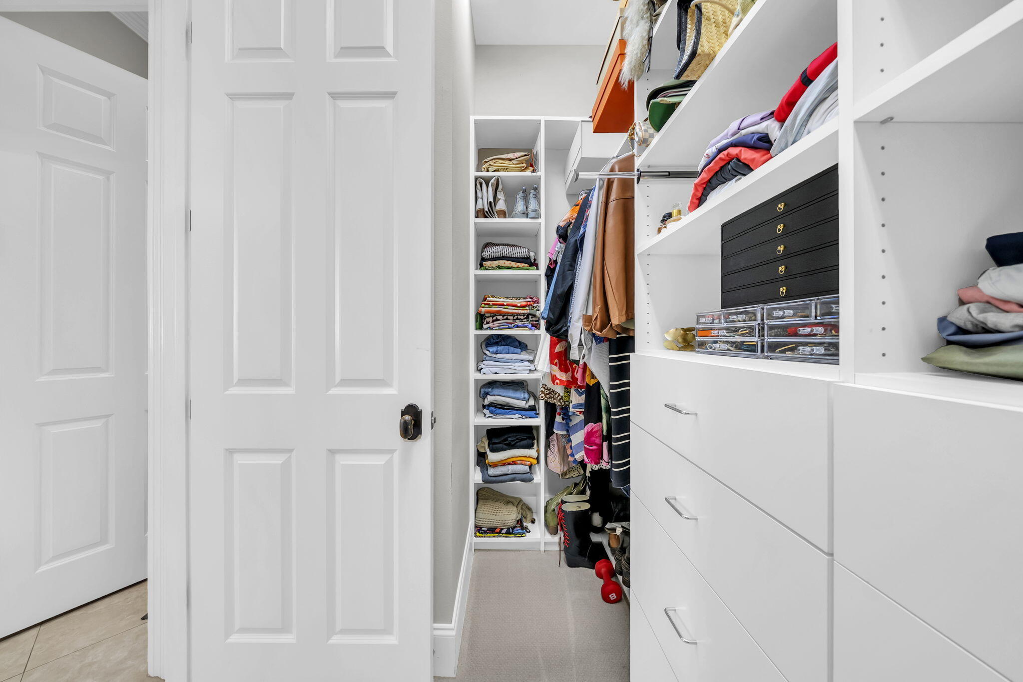 VINEYARD AT RAVEN OAKS - Residential