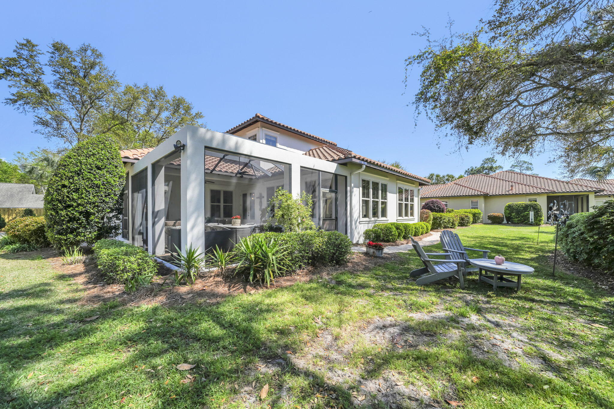 VINEYARD AT RAVEN OAKS - Residential