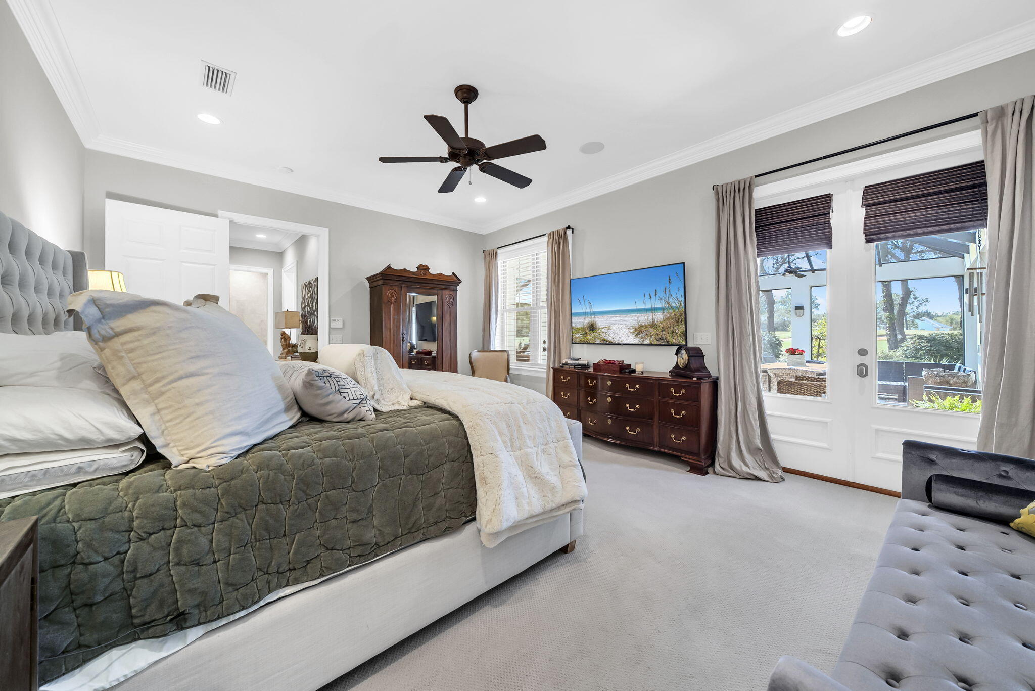 VINEYARD AT RAVEN OAKS - Residential