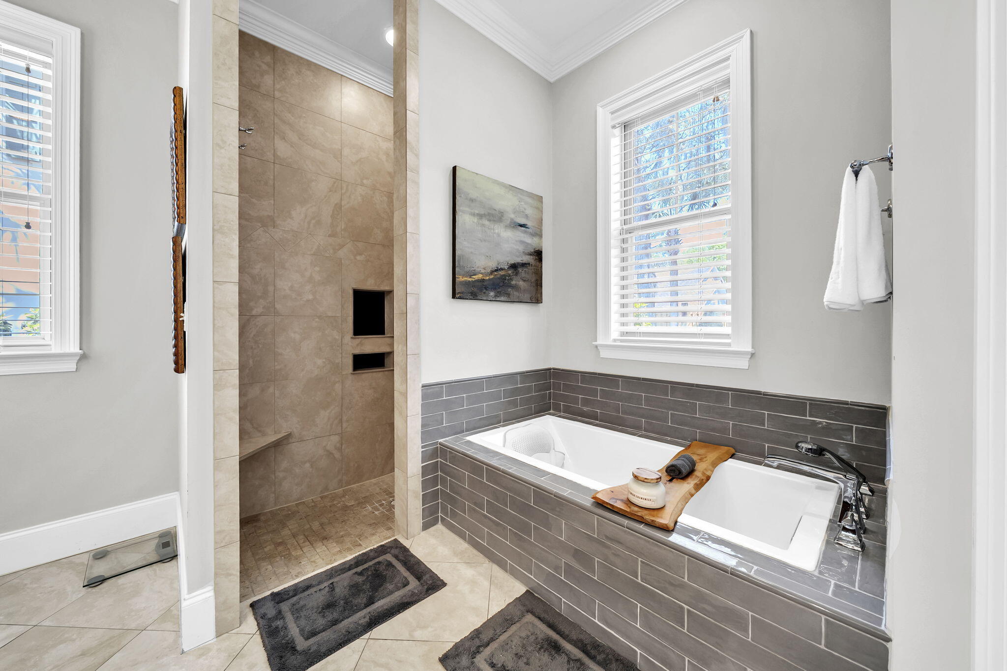 VINEYARD AT RAVEN OAKS - Residential