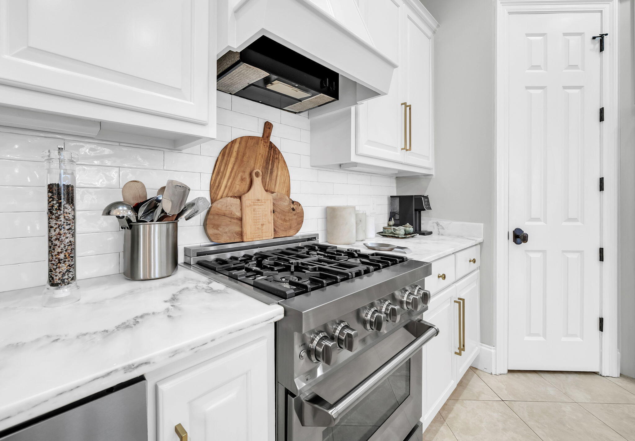 VINEYARD AT RAVEN OAKS - Residential