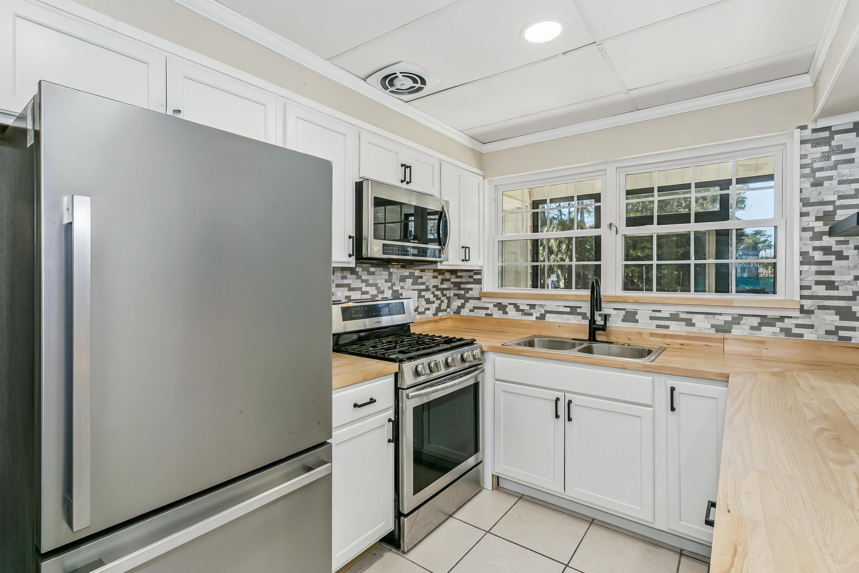 SEABREEZE ADD #4 - Residential