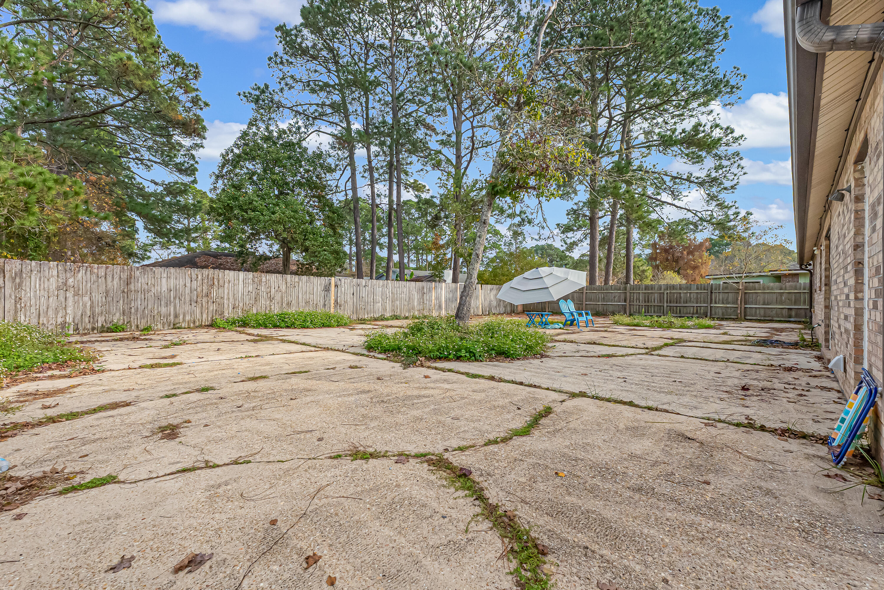 PINE MEADOWS - Residential