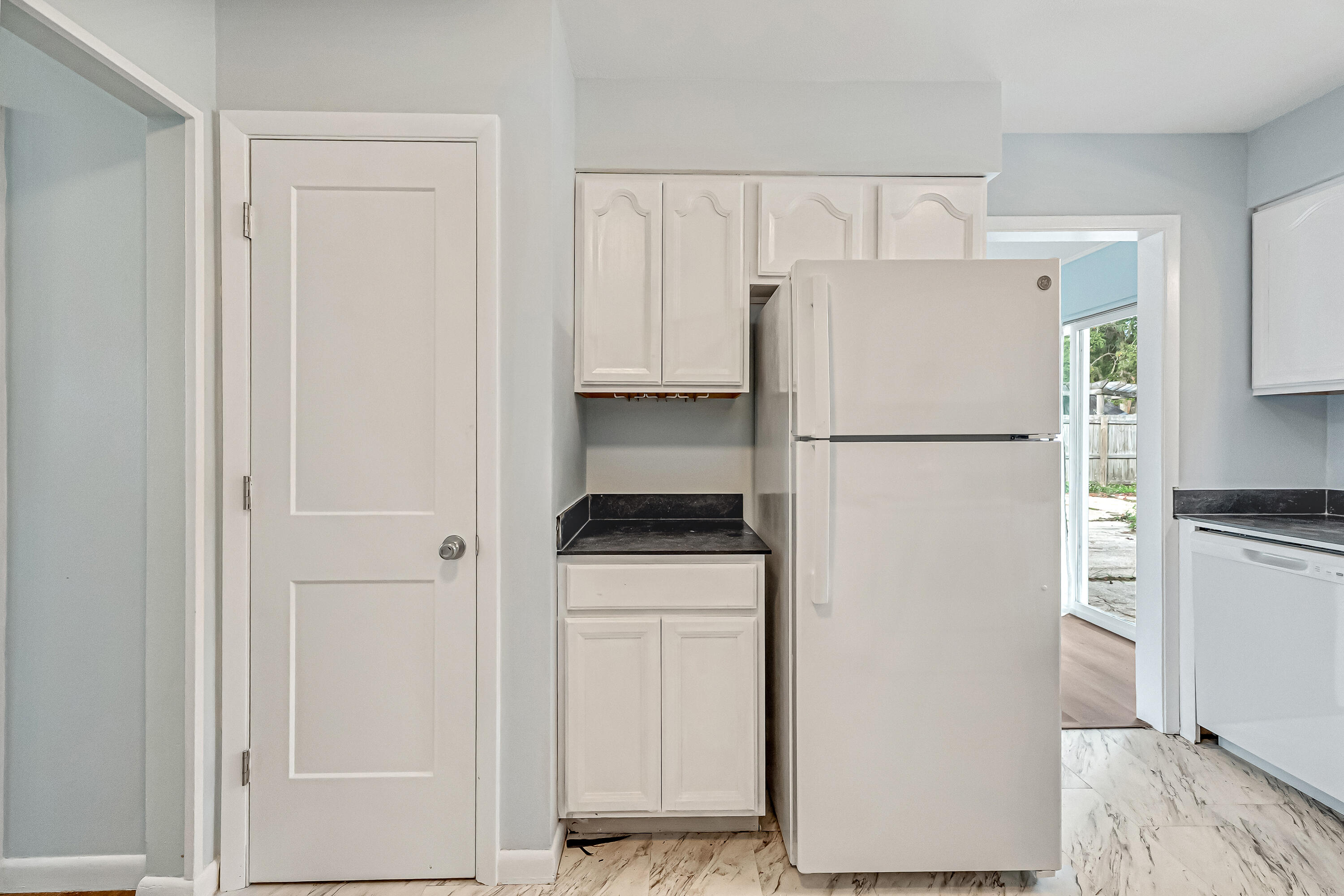 PINE MEADOWS - Residential