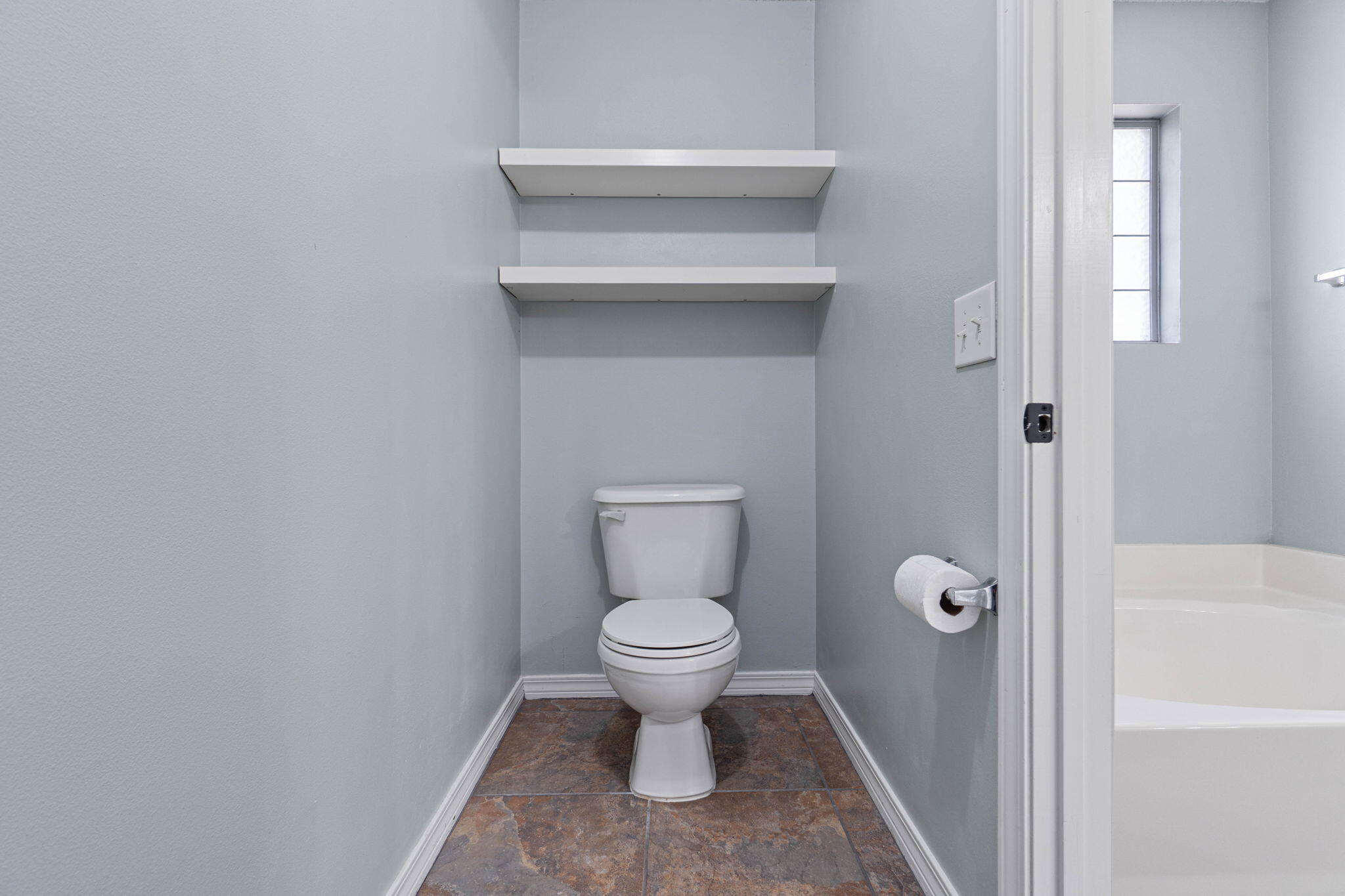 HIDDEN SHORES - Residential