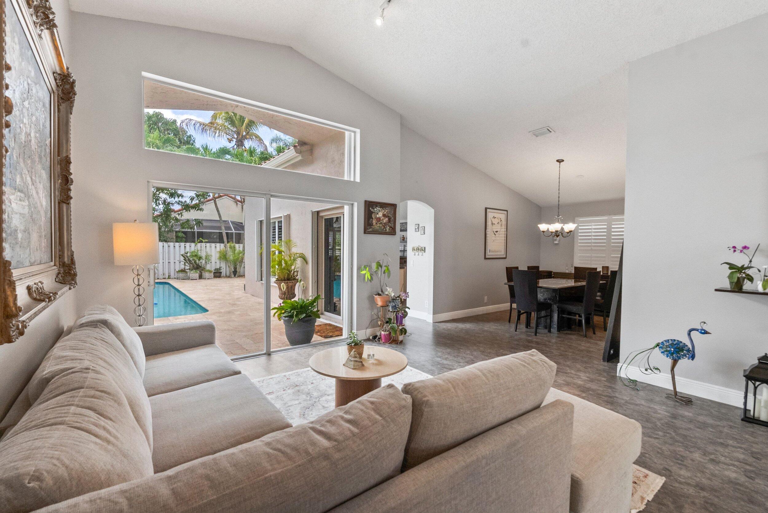 The Falls - Cedar Falls - Residential