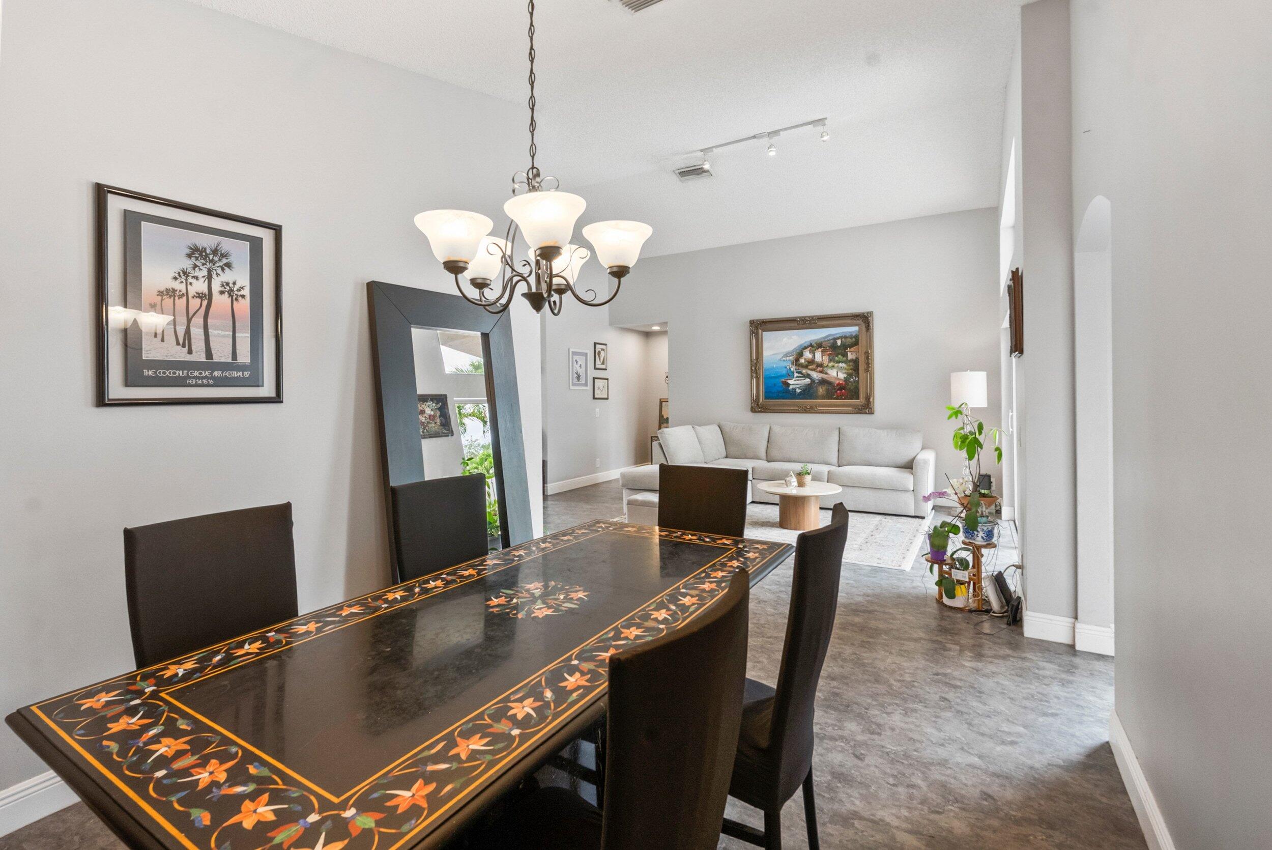 The Falls - Cedar Falls - Residential