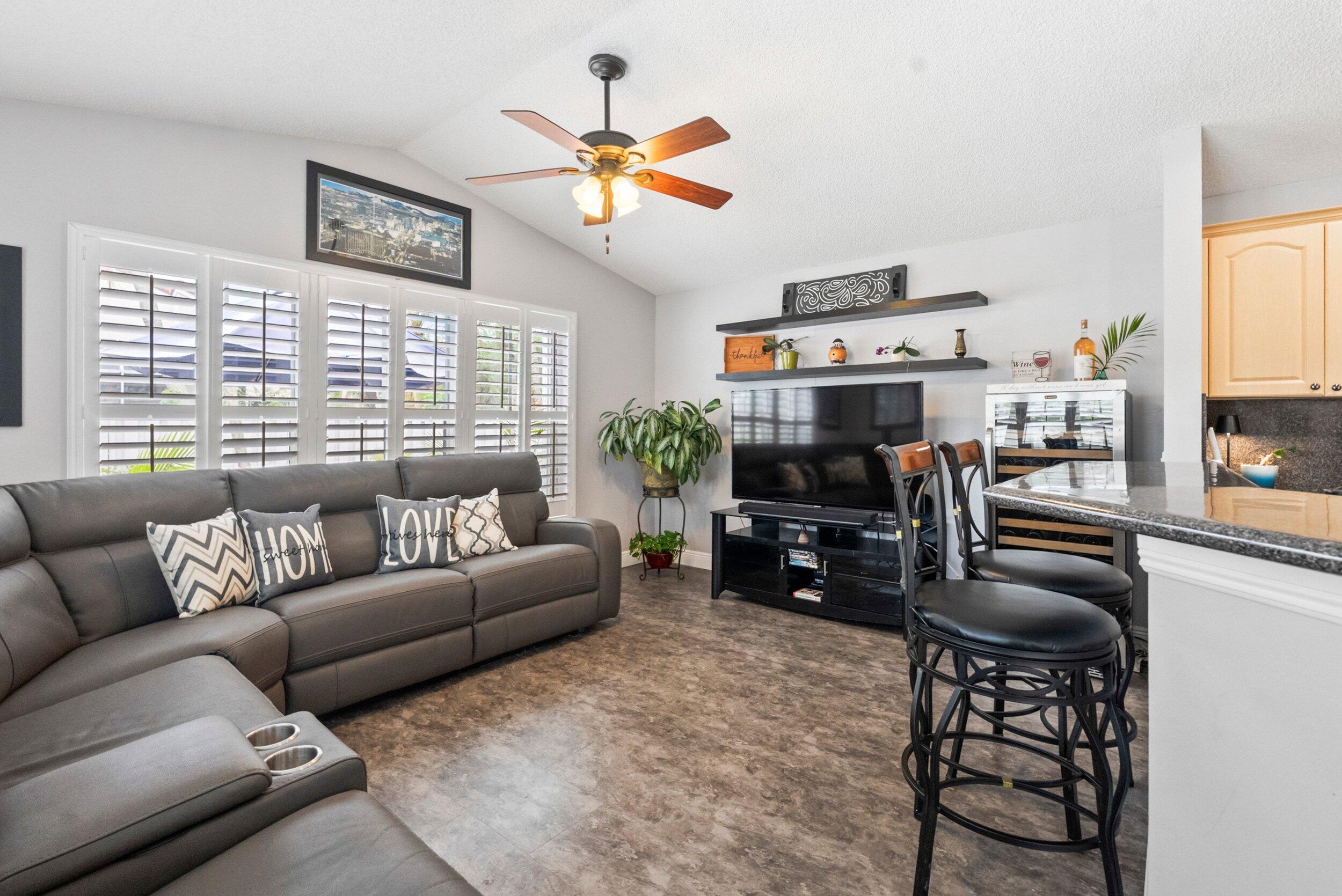 The Falls - Cedar Falls - Residential