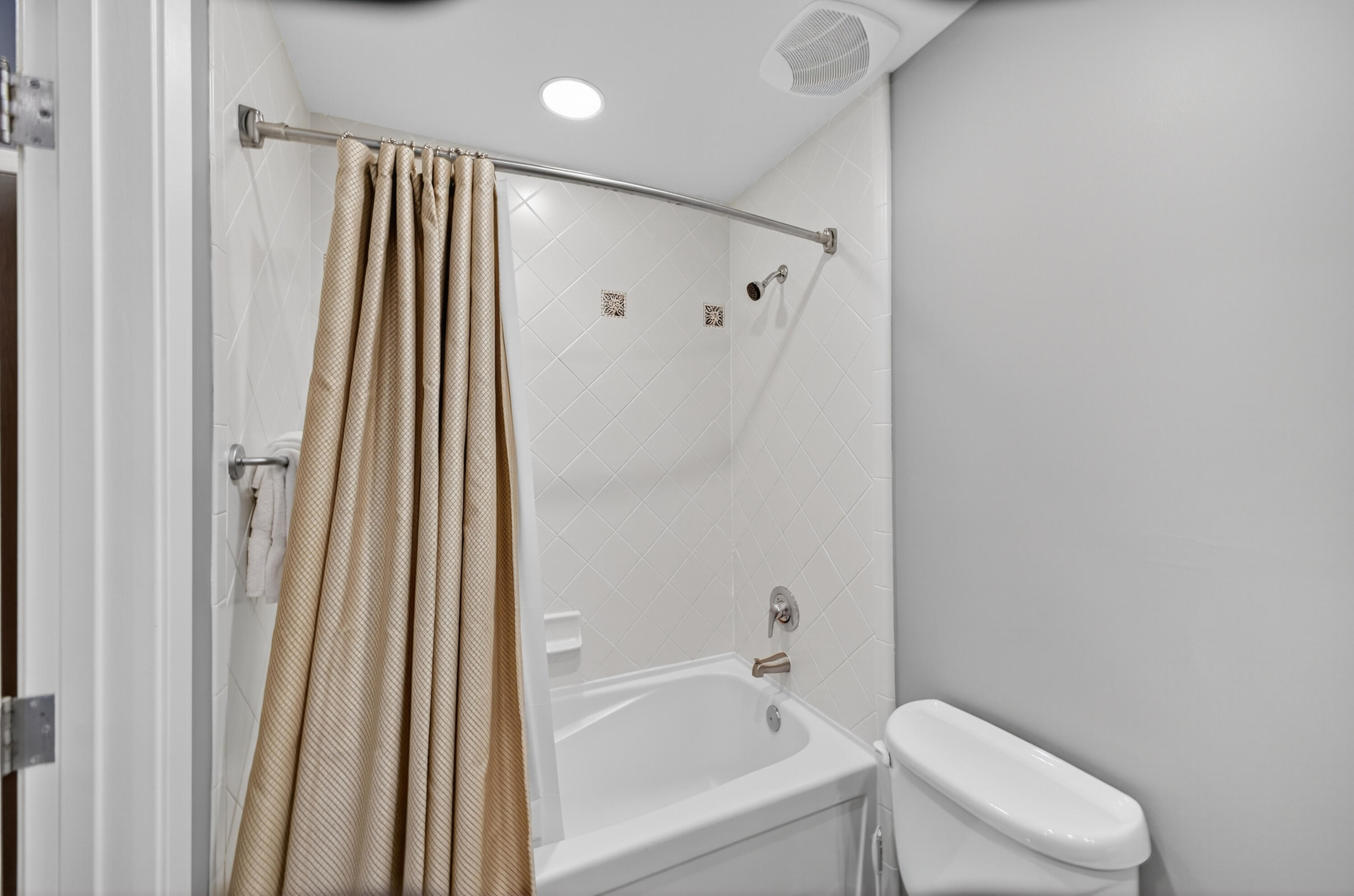 LUAU I - Residential