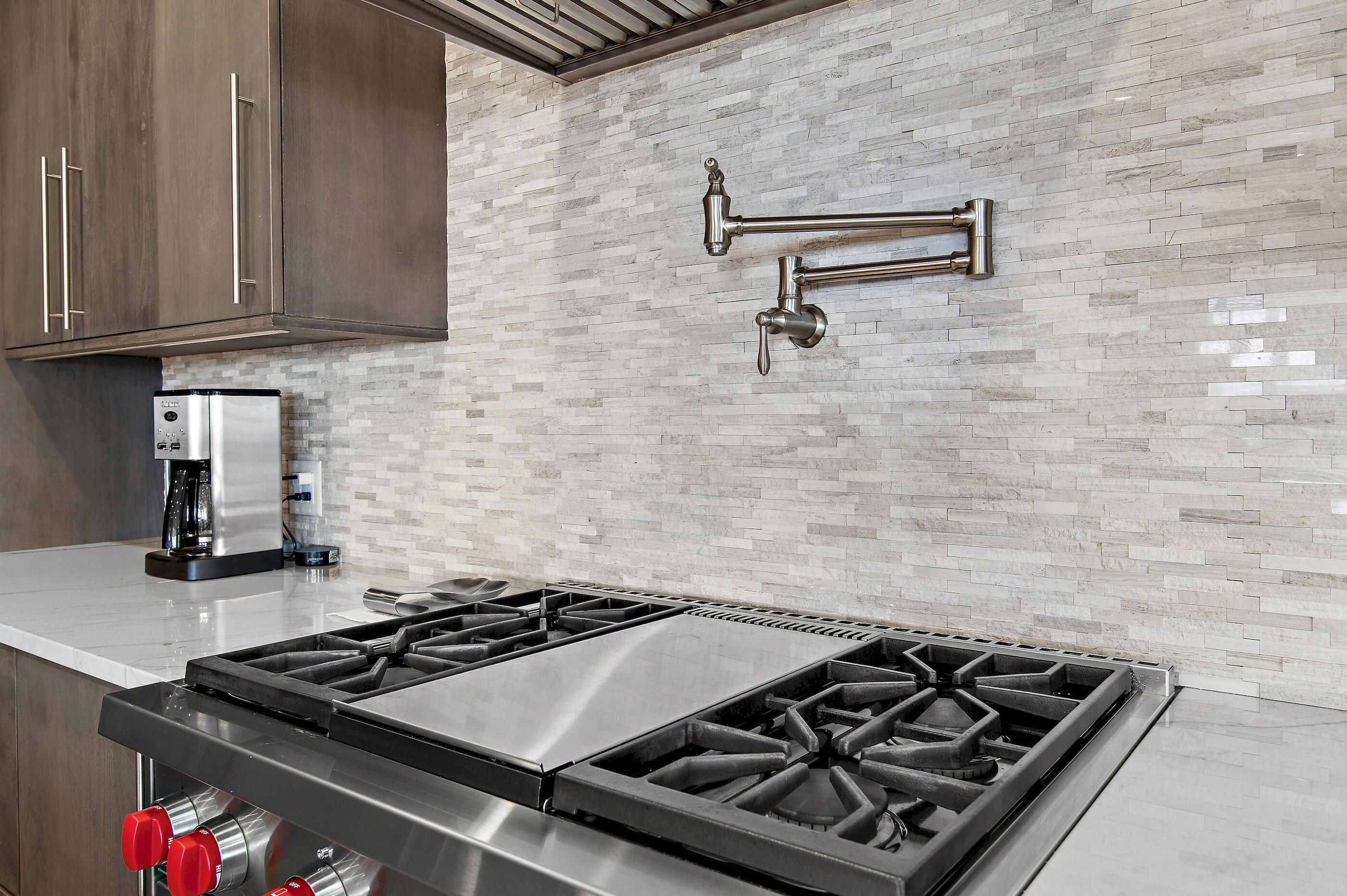 ONE WATER PLACE AT KELLY PLANTATION - Residential