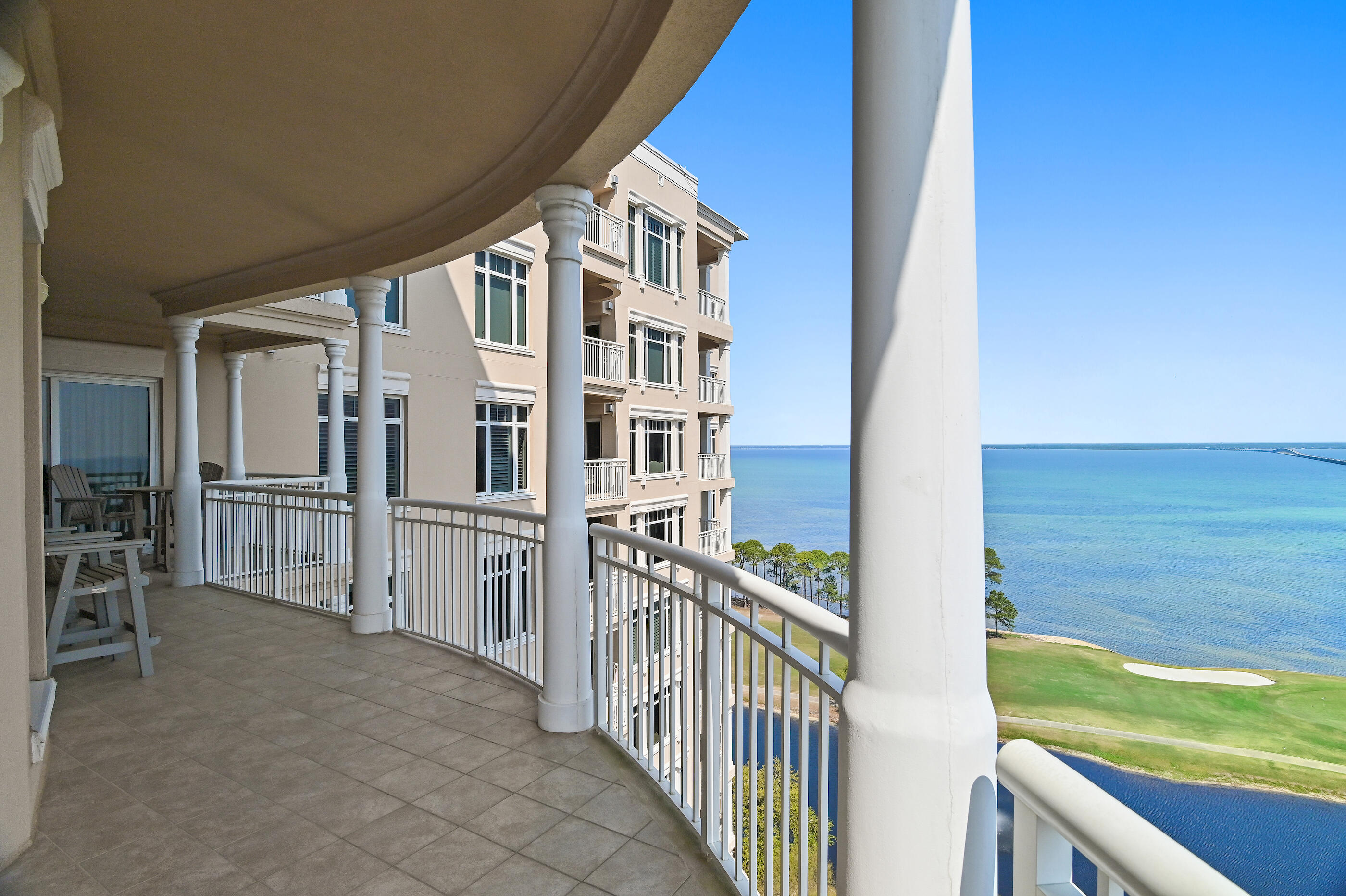 ONE WATER PLACE AT KELLY PLANTATION - Residential