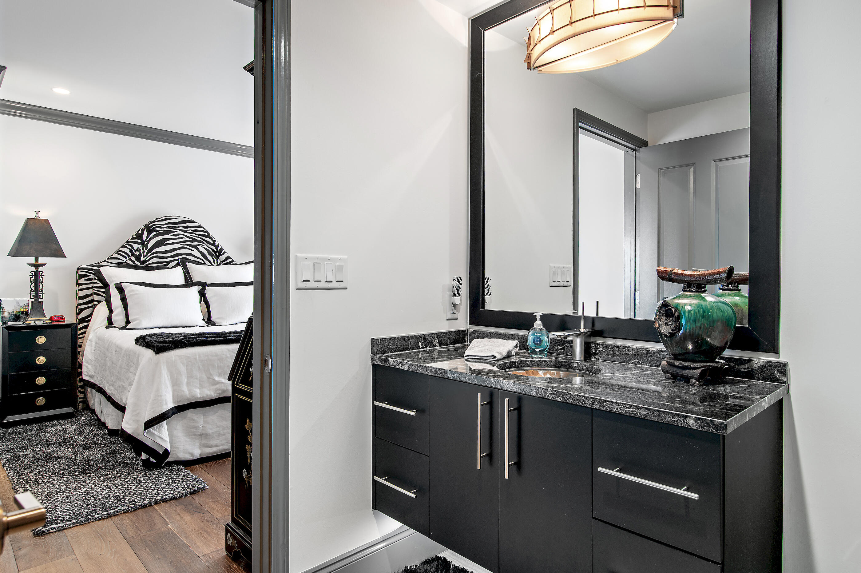 ONE WATER PLACE AT KELLY PLANTATION - Residential