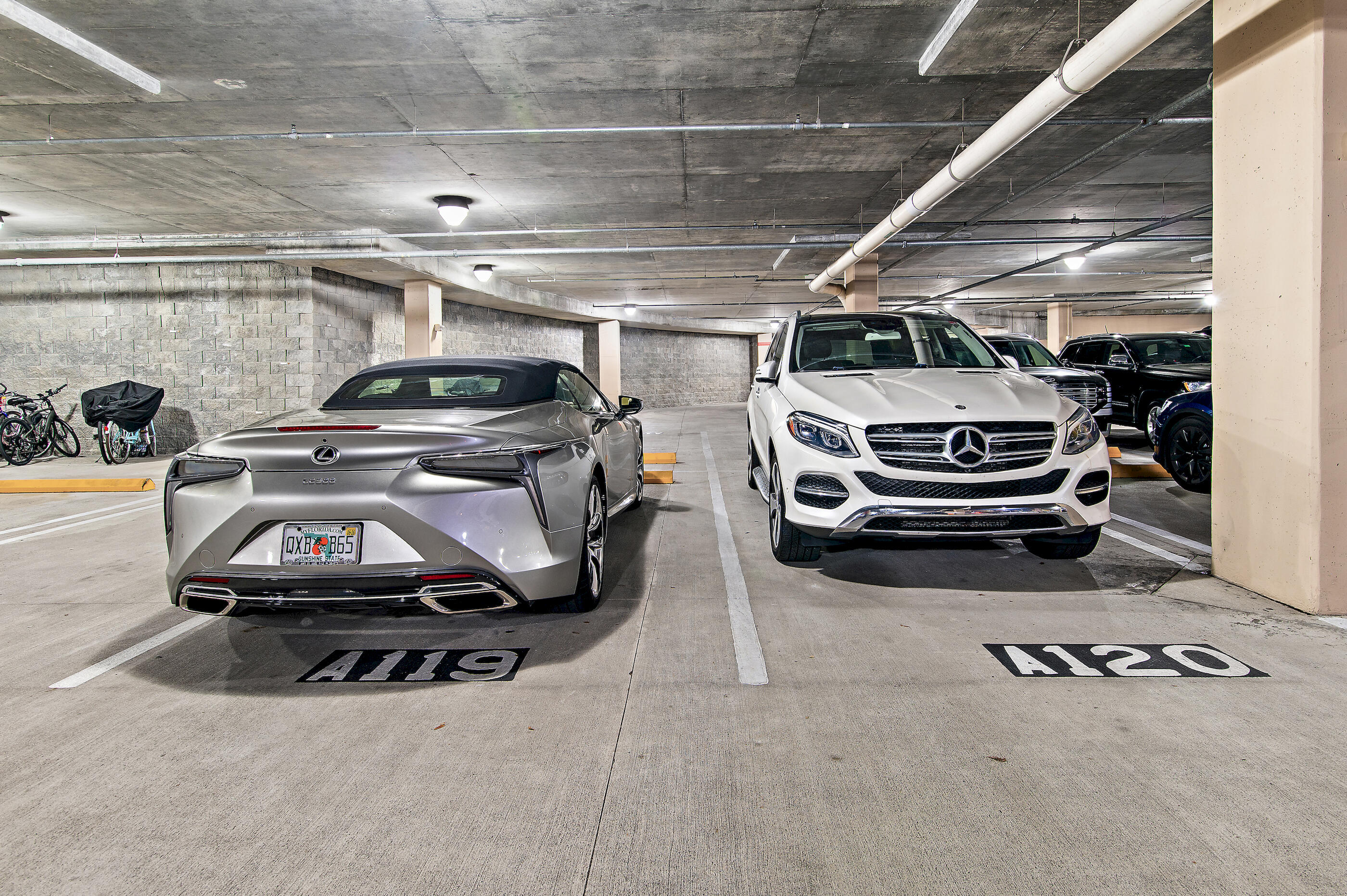 ONE WATER PLACE AT KELLY PLANTATION - Residential