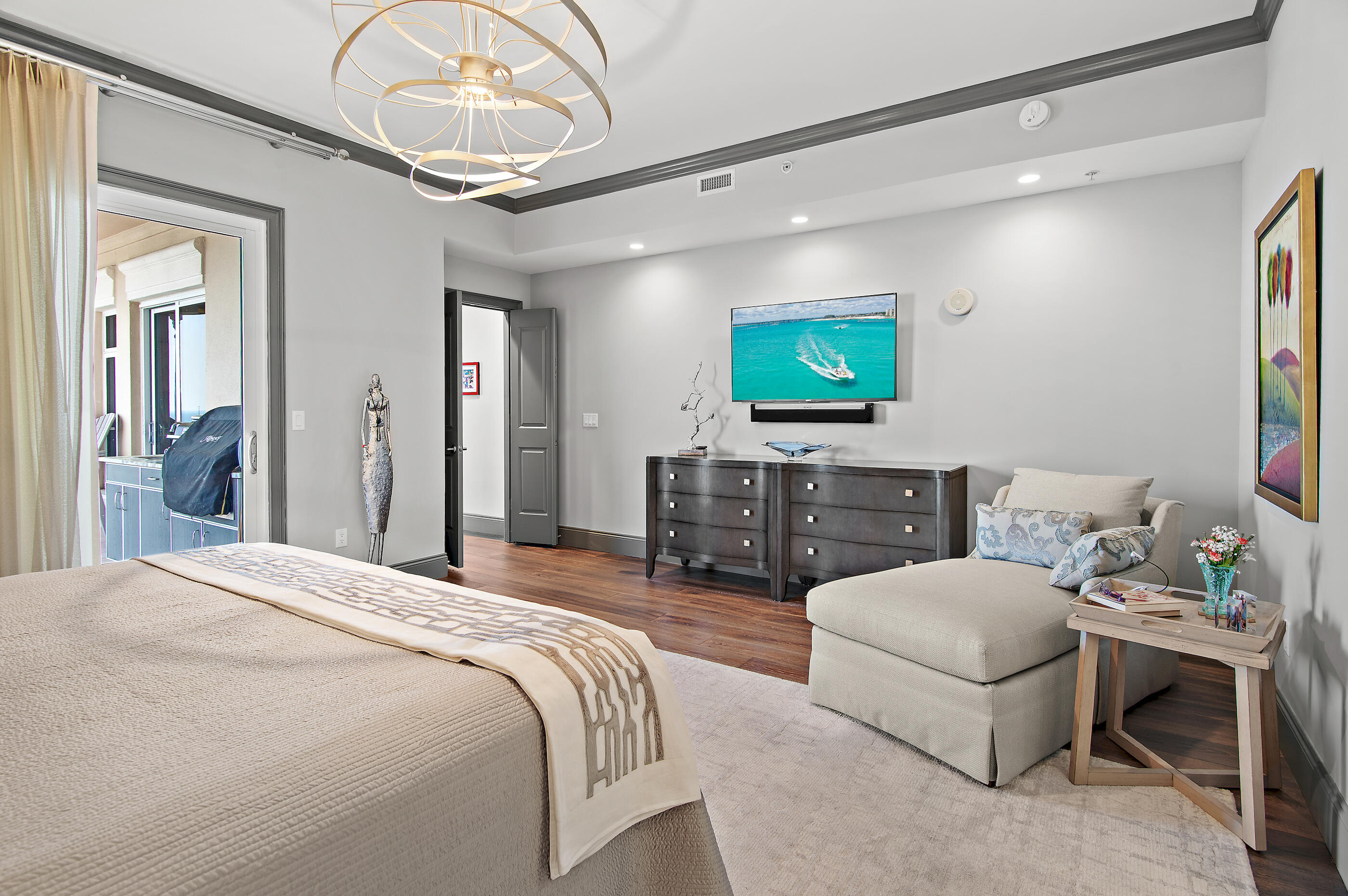 ONE WATER PLACE AT KELLY PLANTATION - Residential