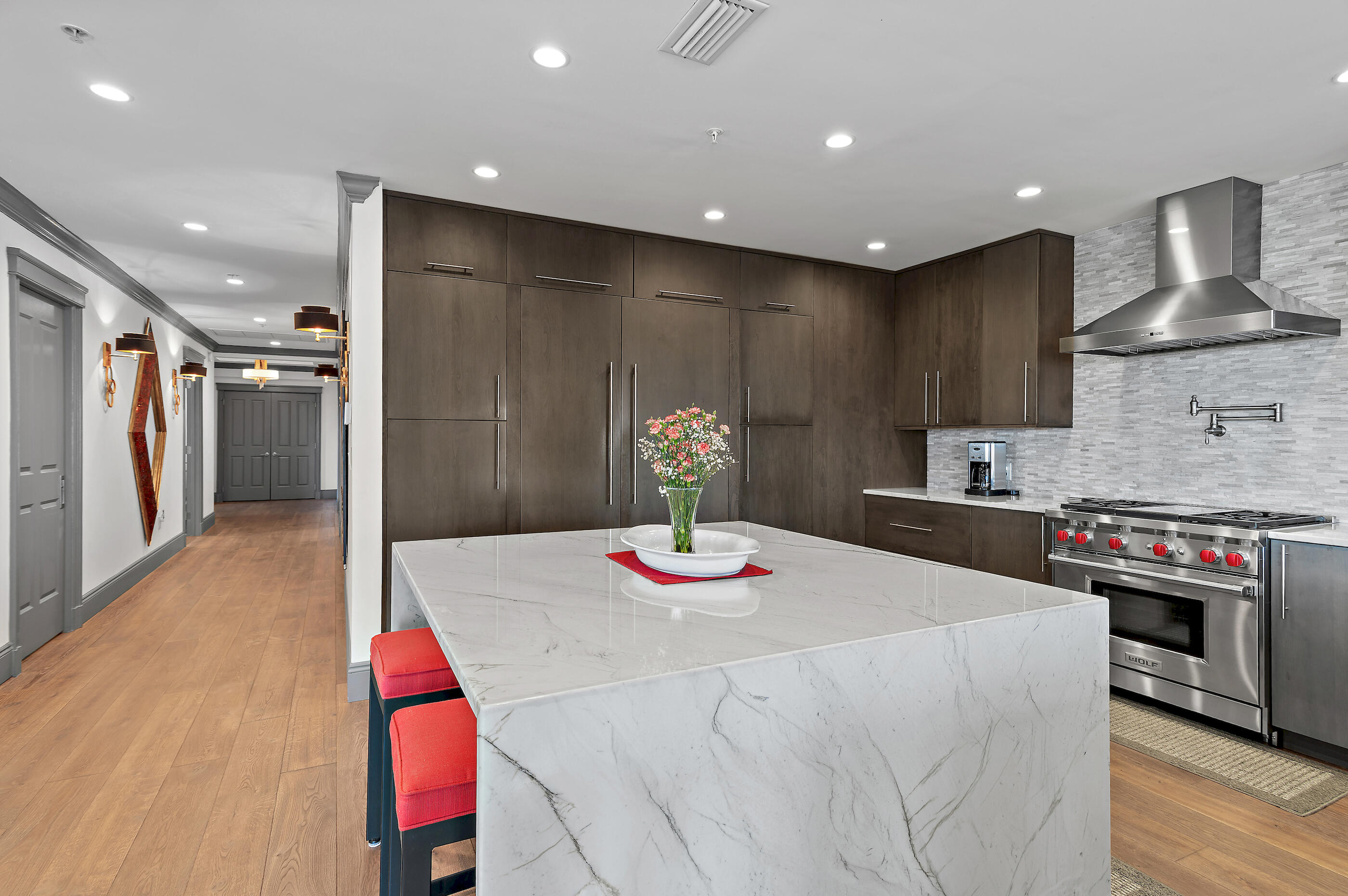 ONE WATER PLACE AT KELLY PLANTATION - Residential