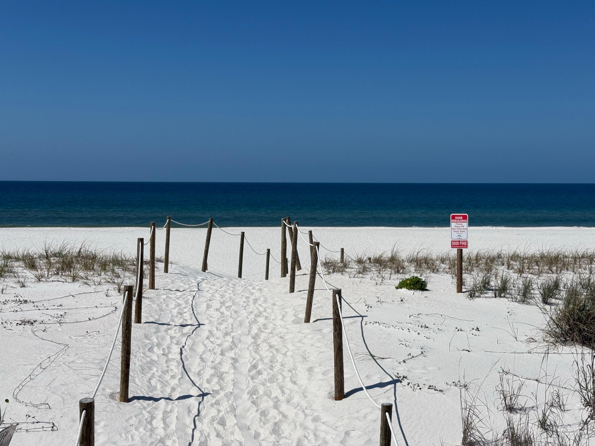 NO RECORDED SUBDIVISION - Land