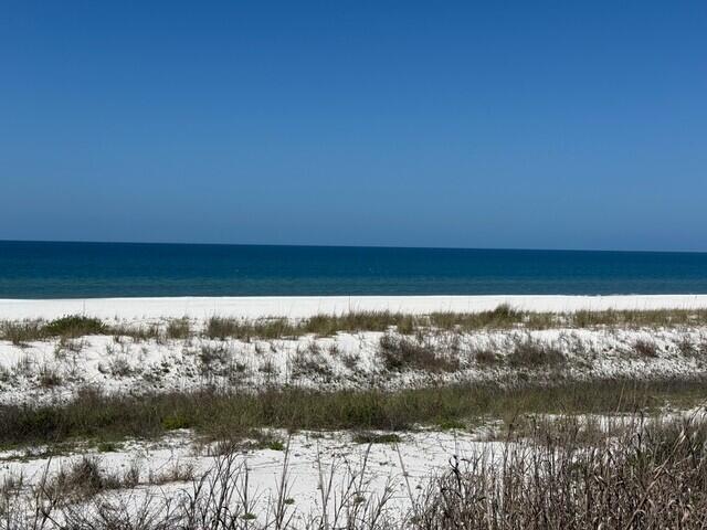 NO RECORDED SUBDIVISION - Land