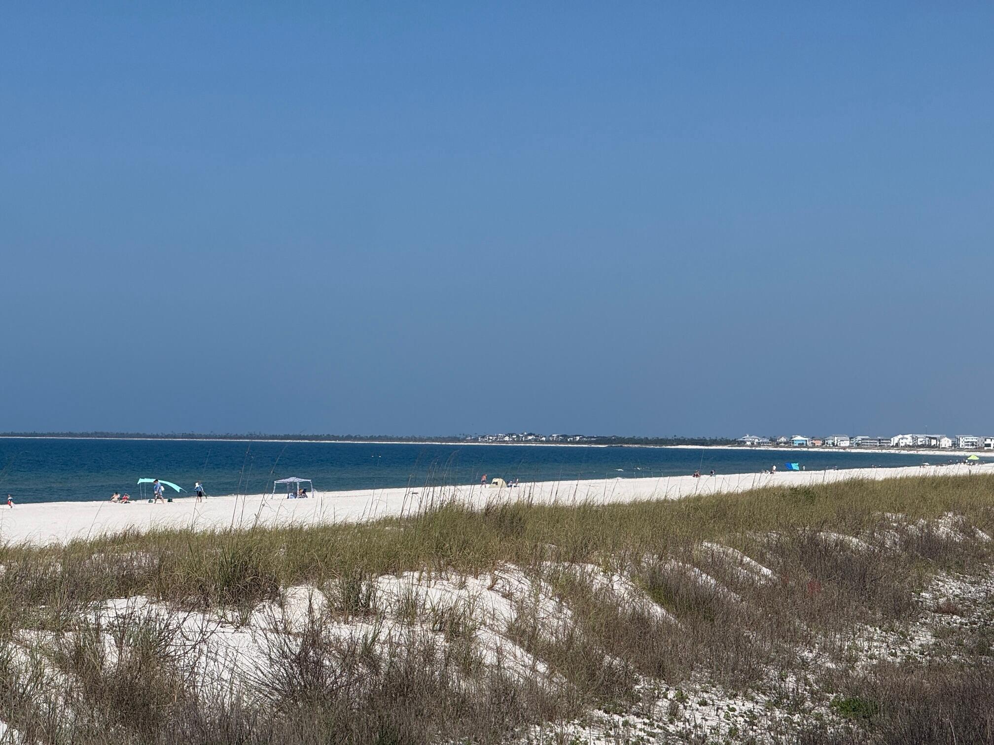 NO RECORDED SUBDIVISION - Land