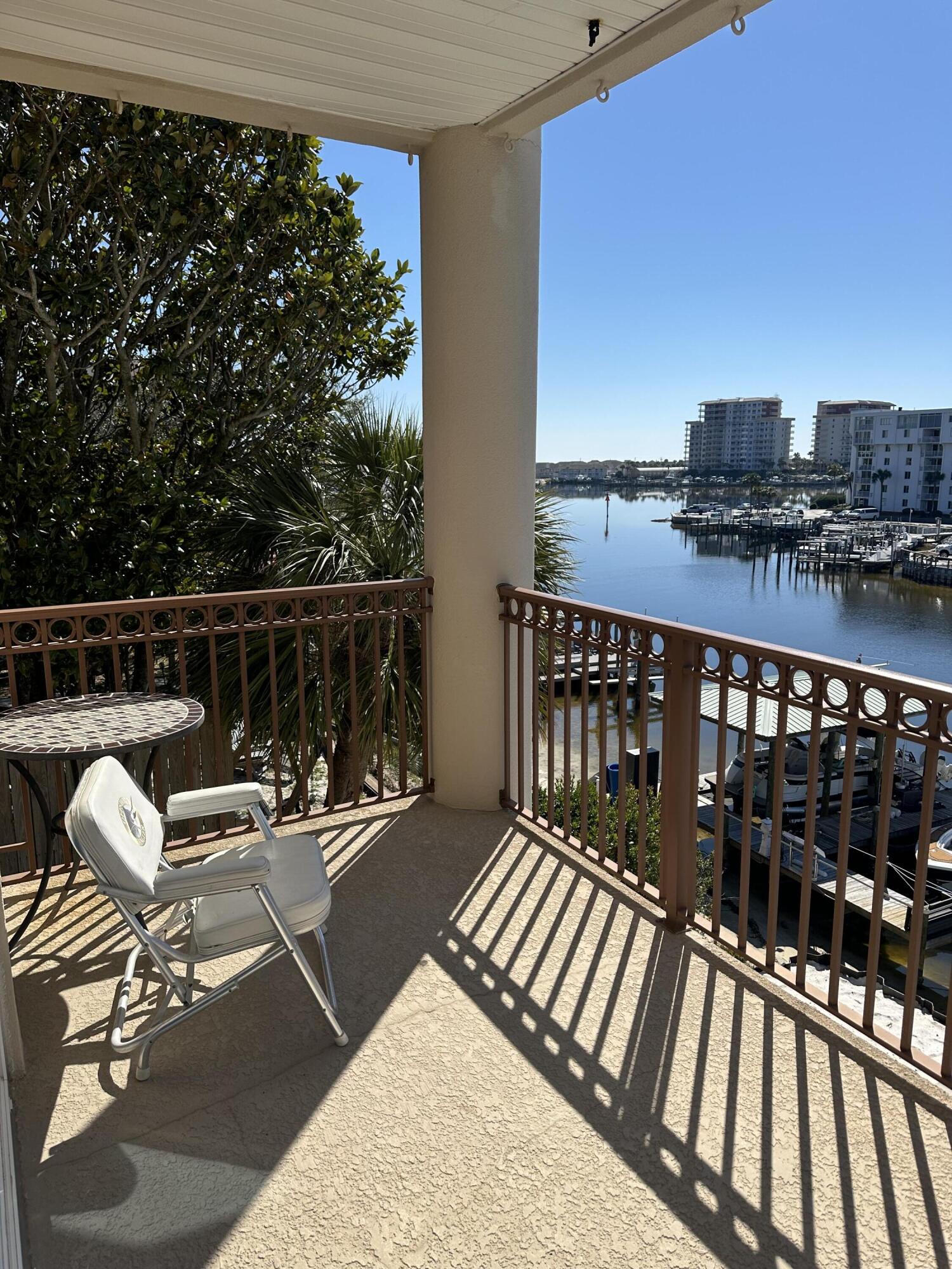 HARBOR PLANTATION - Residential Lease