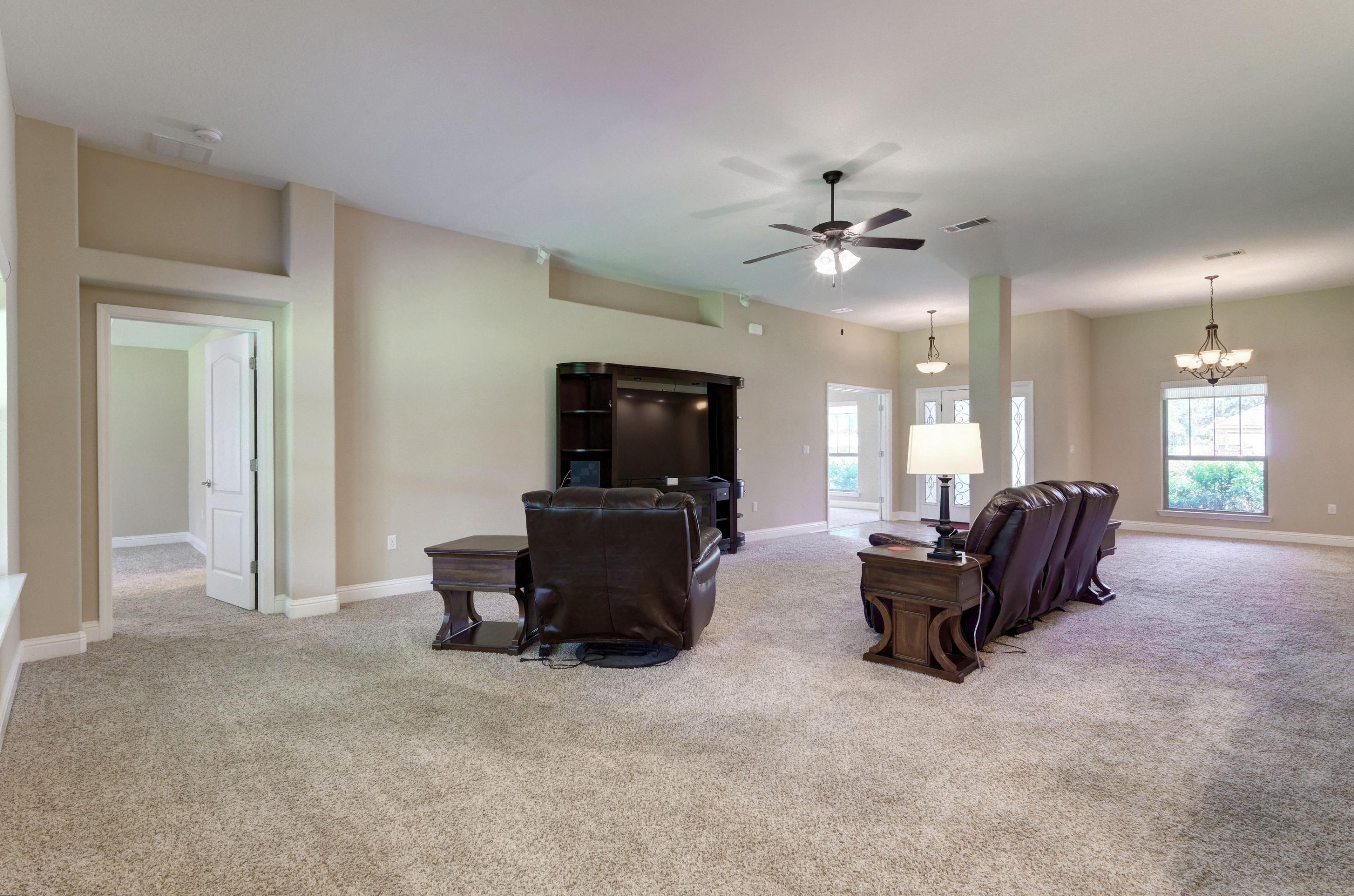 HOLLEY BY THE SEA - Residential