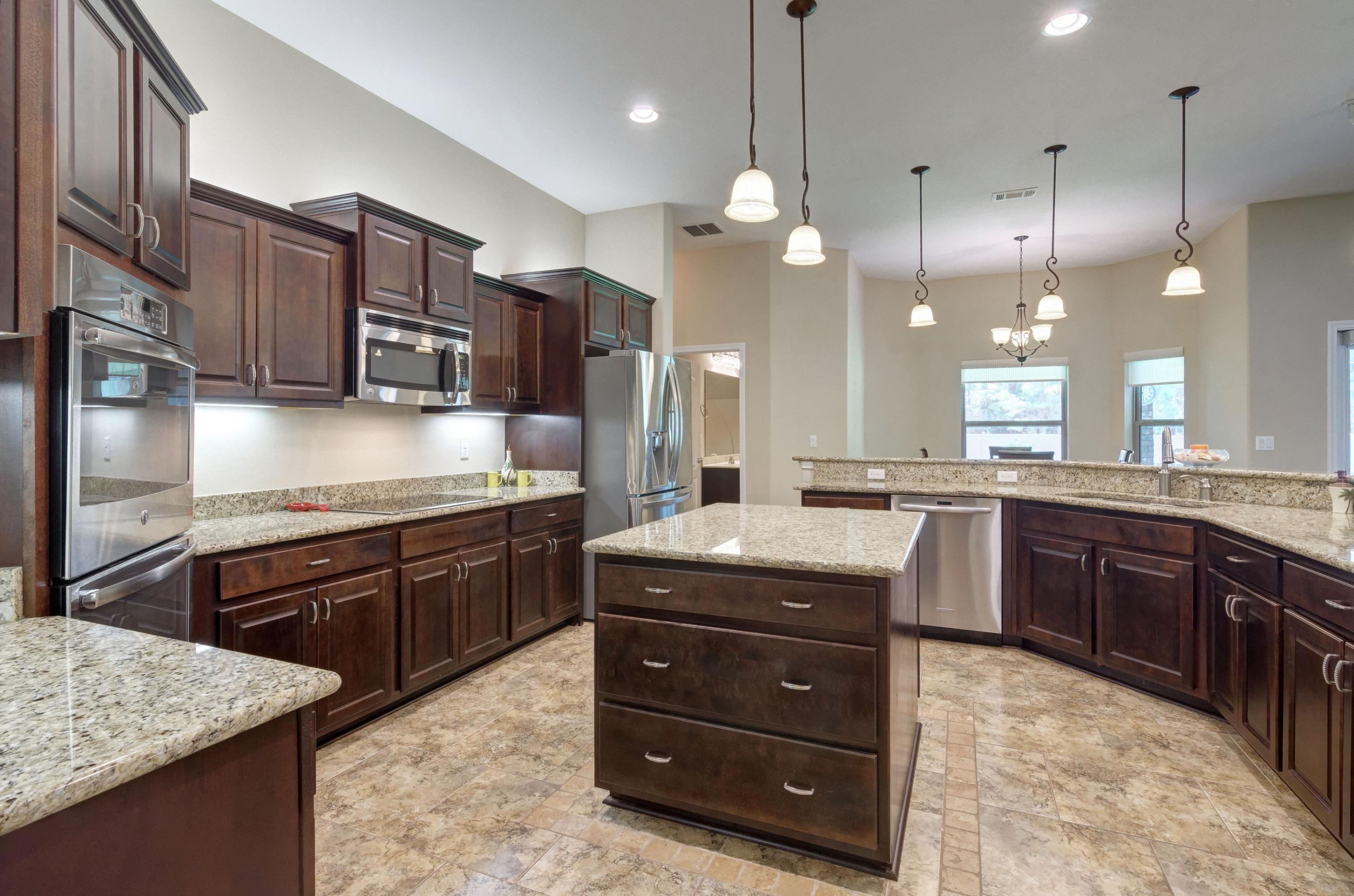 HOLLEY BY THE SEA - Residential