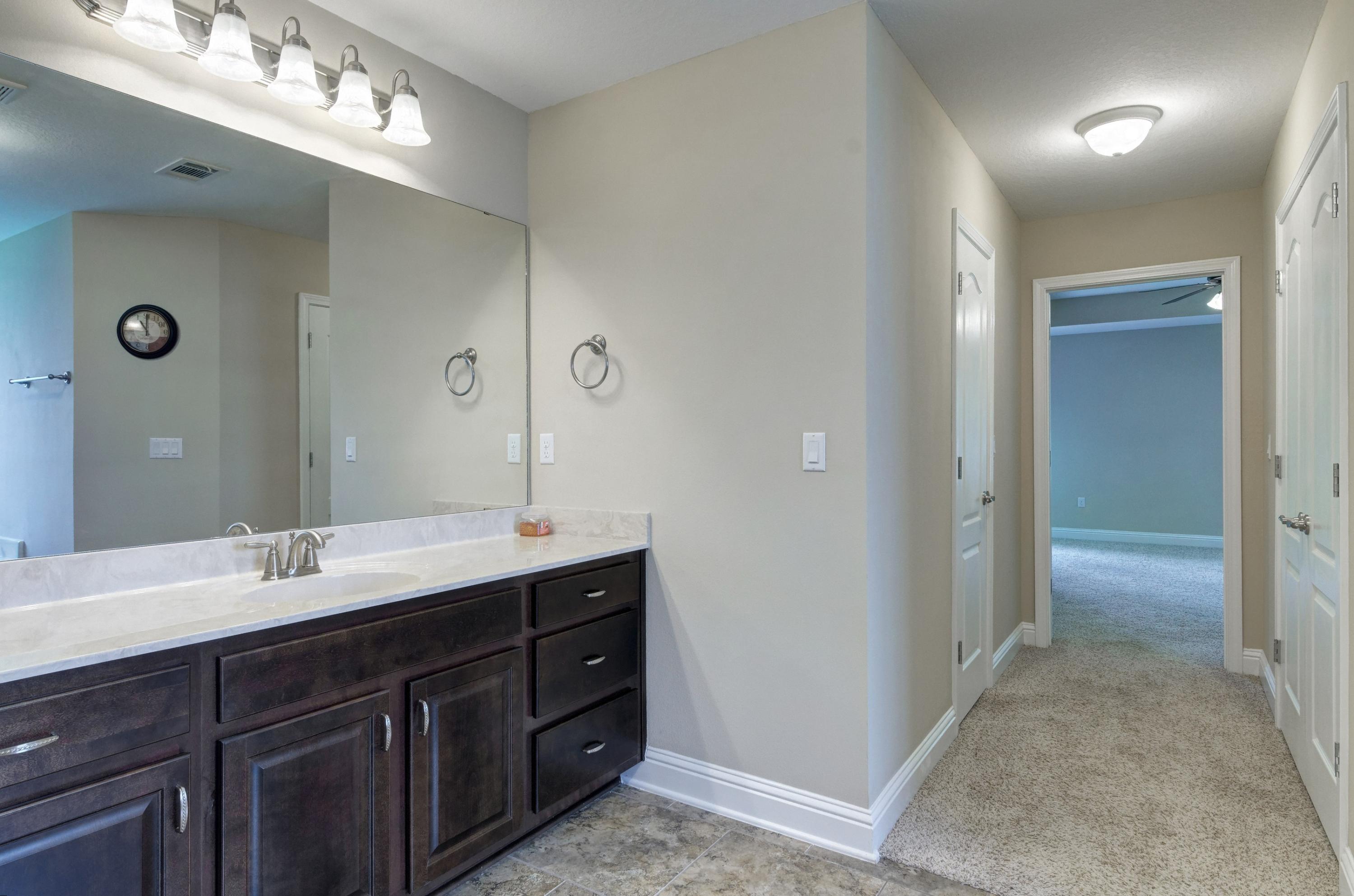 HOLLEY BY THE SEA - Residential