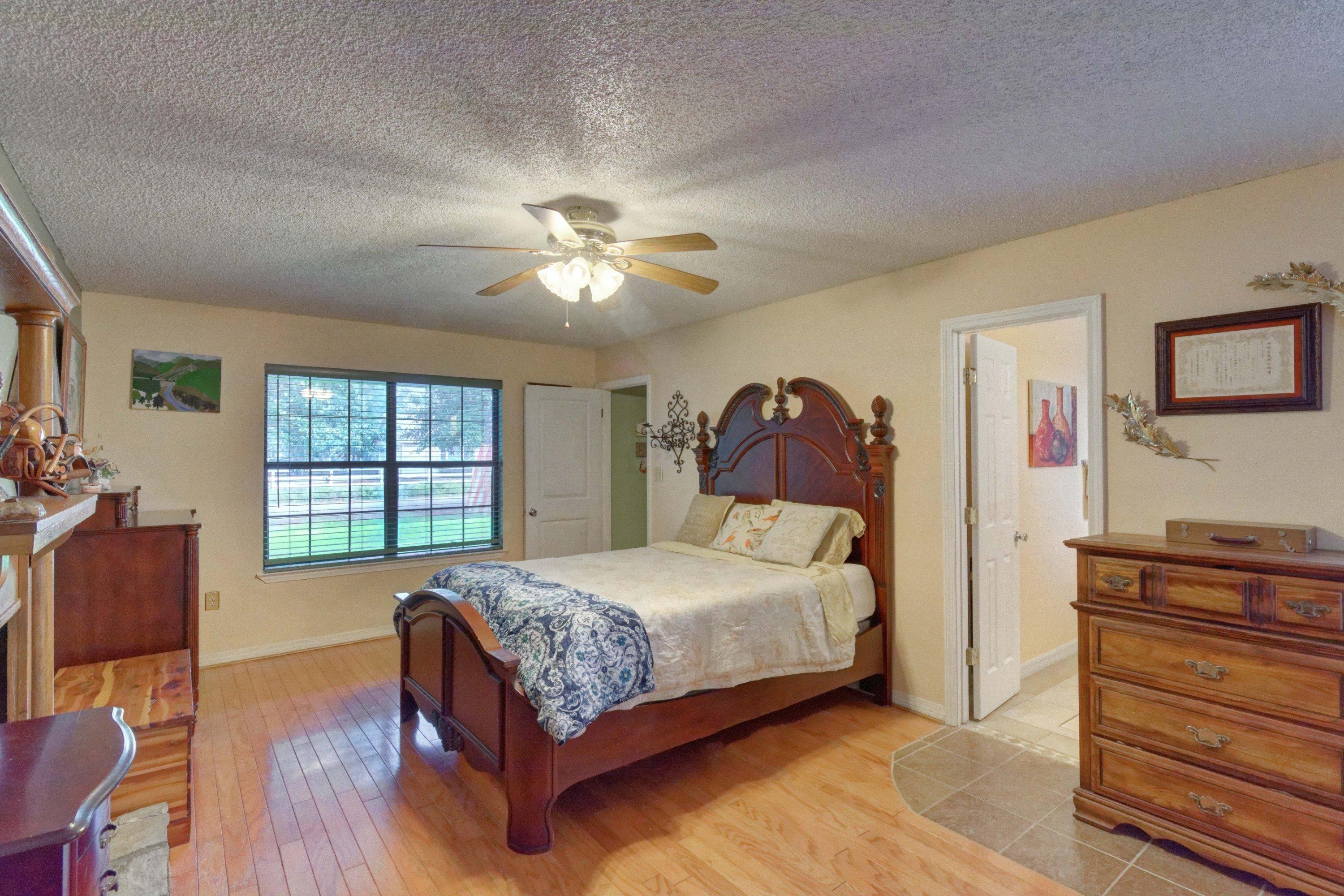 EAST BAY RIVER ESTATES - Residential