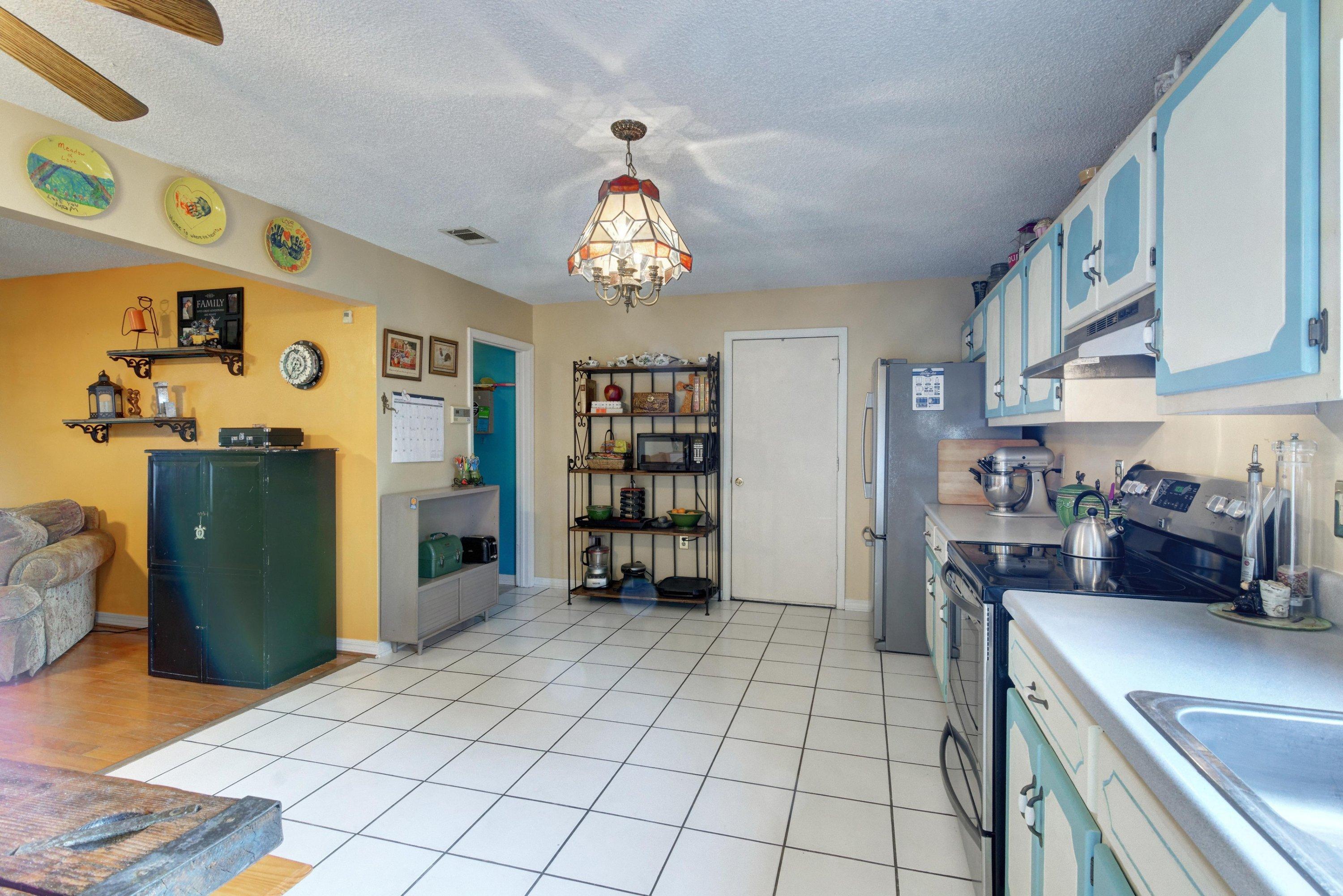 EAST BAY RIVER ESTATES - Residential