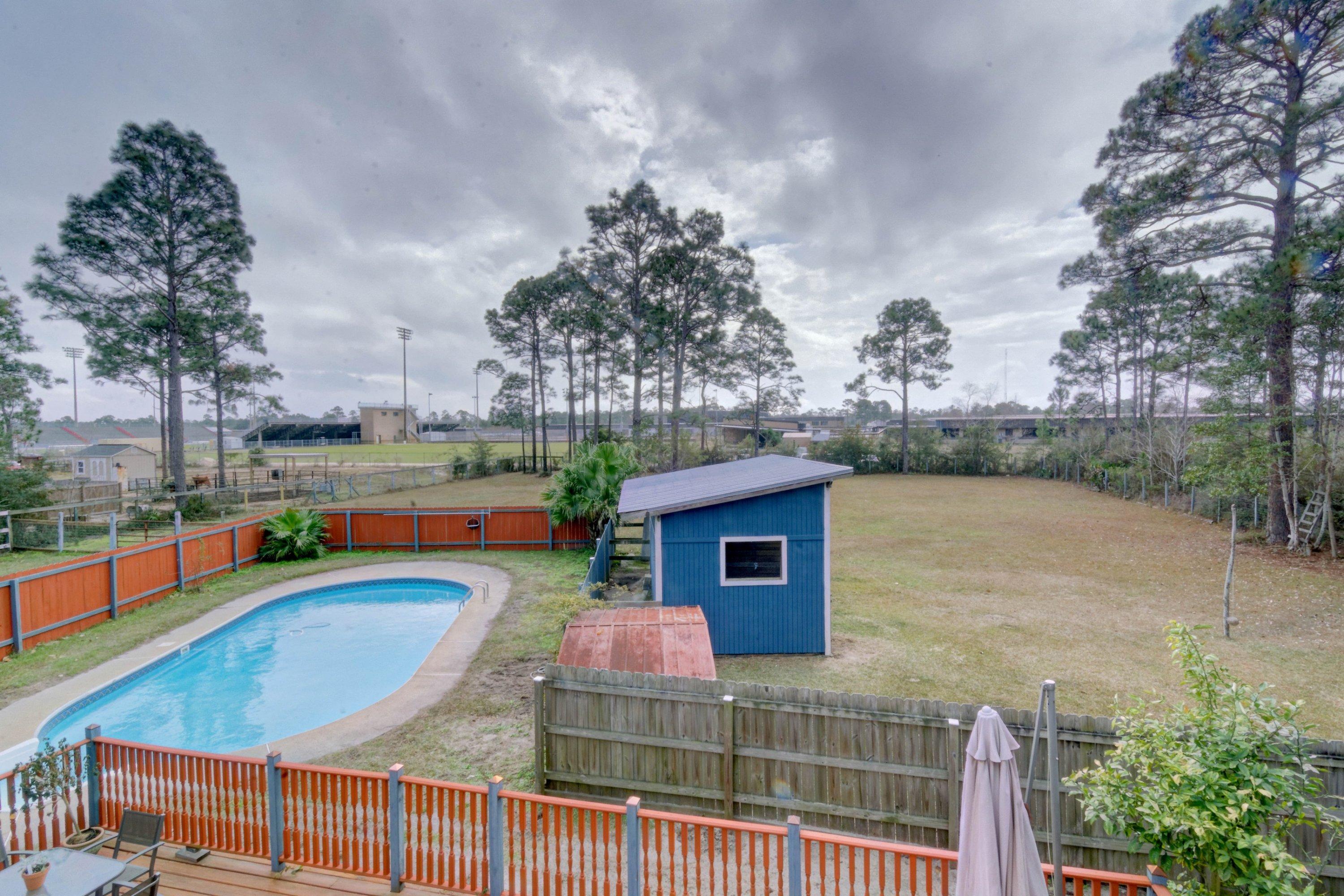 EAST BAY RIVER ESTATES - Residential